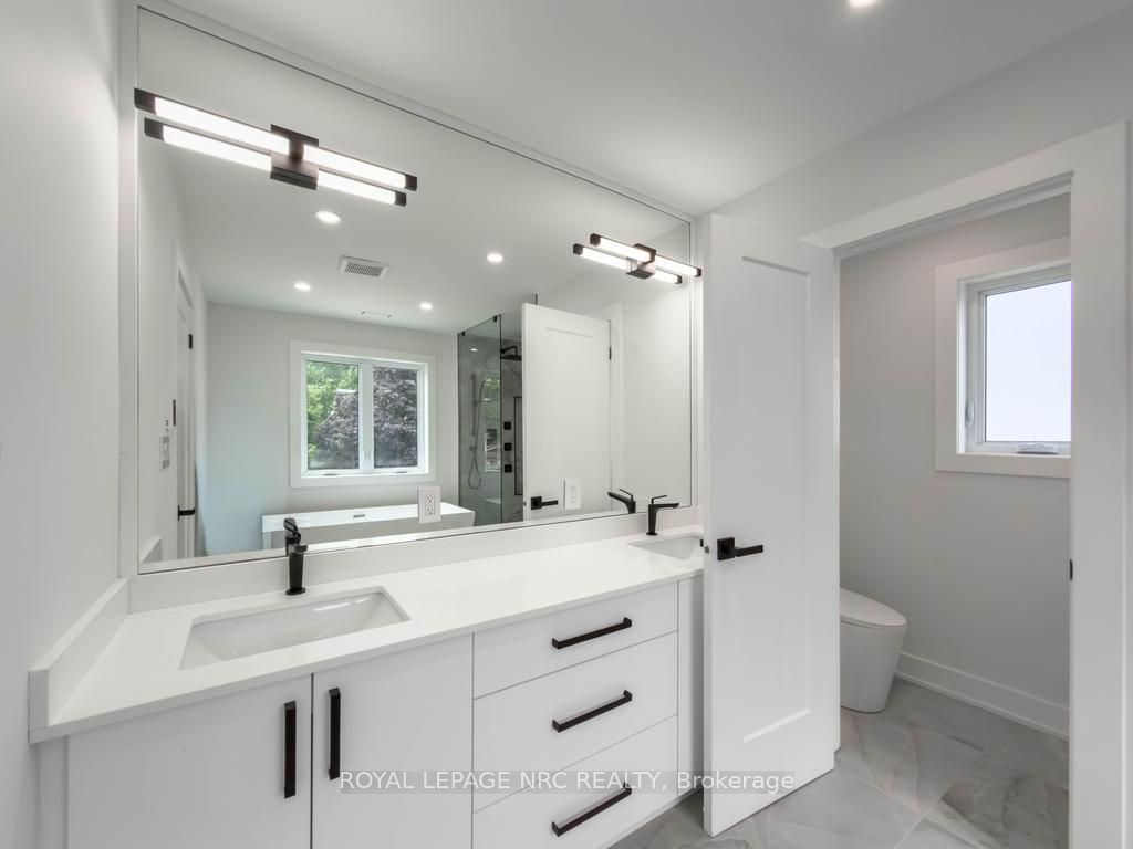 4392 Ontario Street Property Photo 39