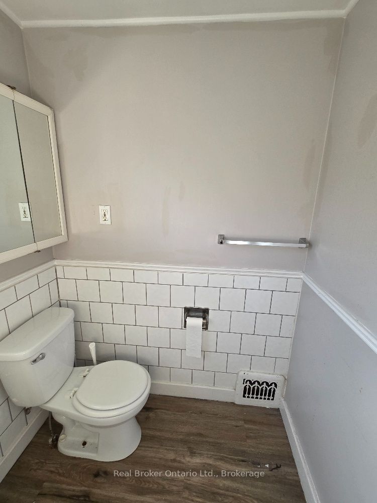 4940 Armoury Street Property Photo 9