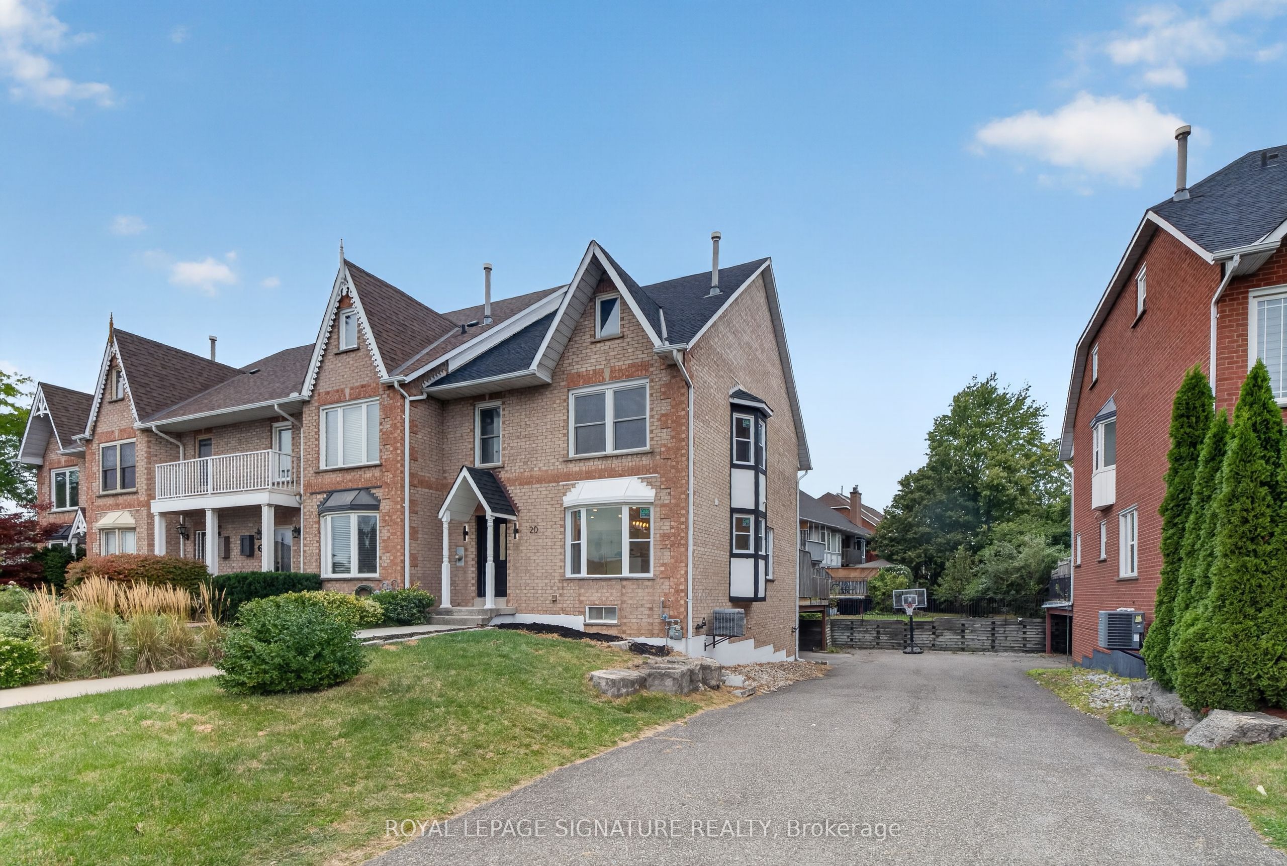 20 Sunvale Place Property Photo 4