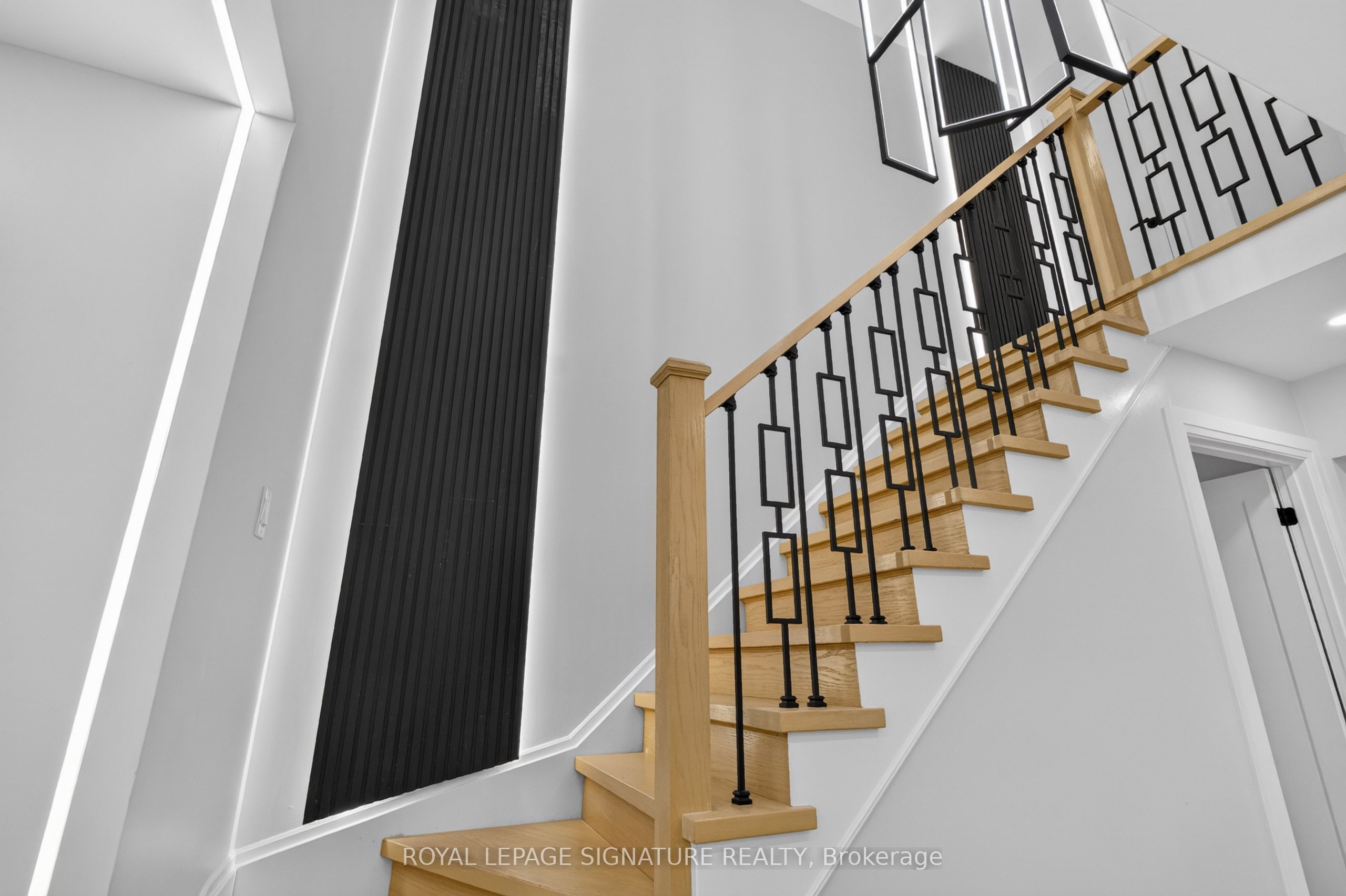 20 Sunvale Place Property Photo 27