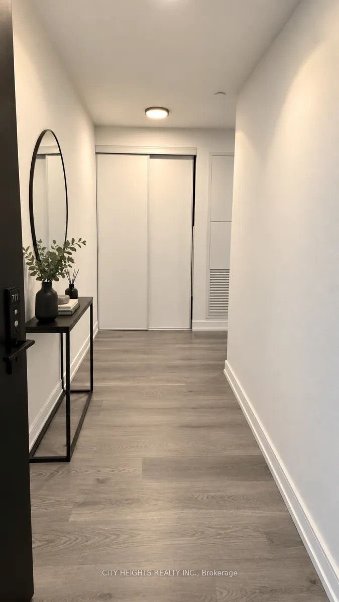 1 Jarvis Street 711 Property Photo 11