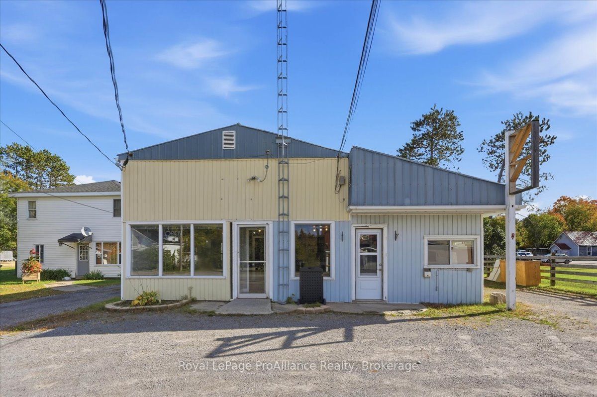 12269 Highway 41 Highway Property Photo 1