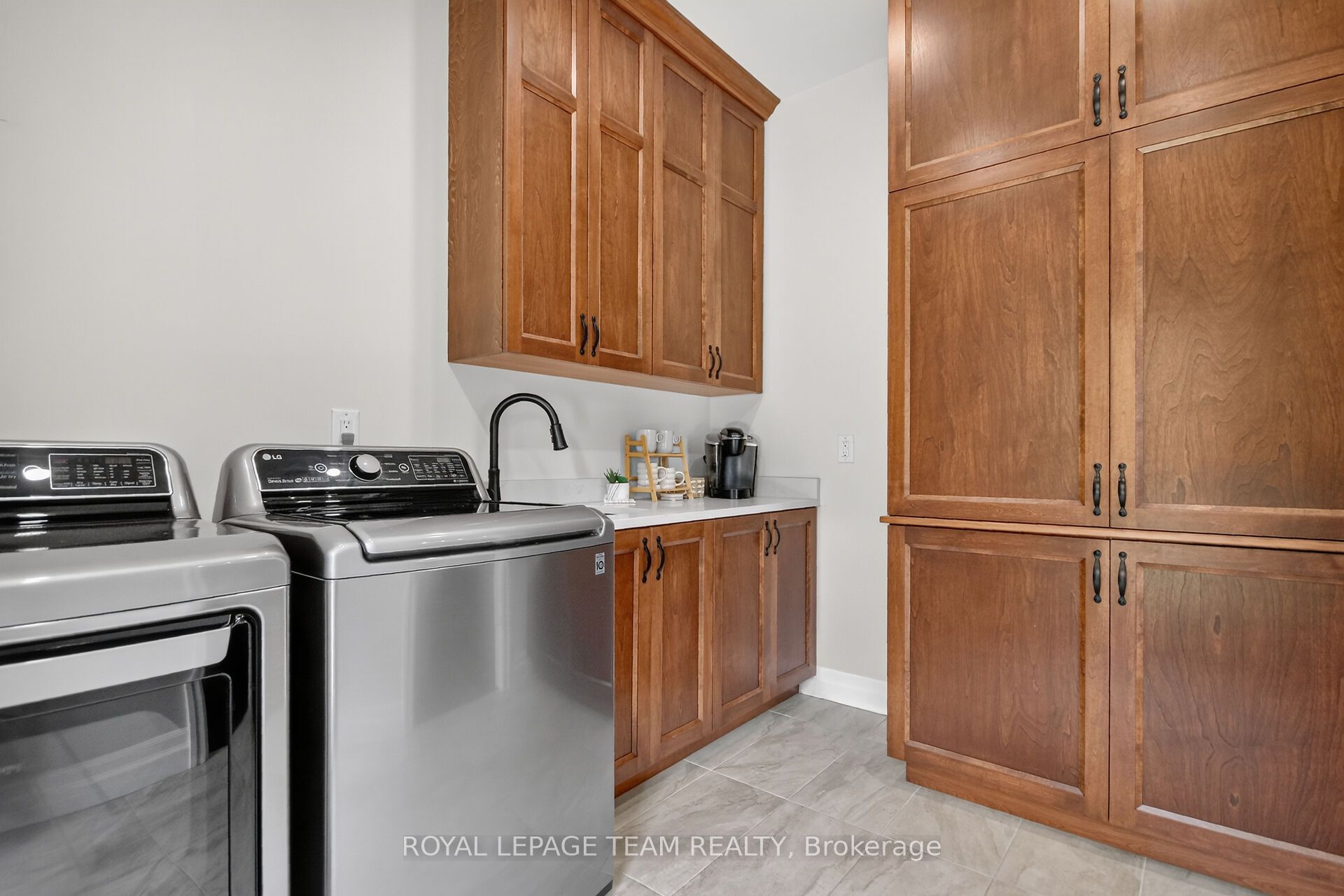 181 Harold Jones Way Property Photo 22