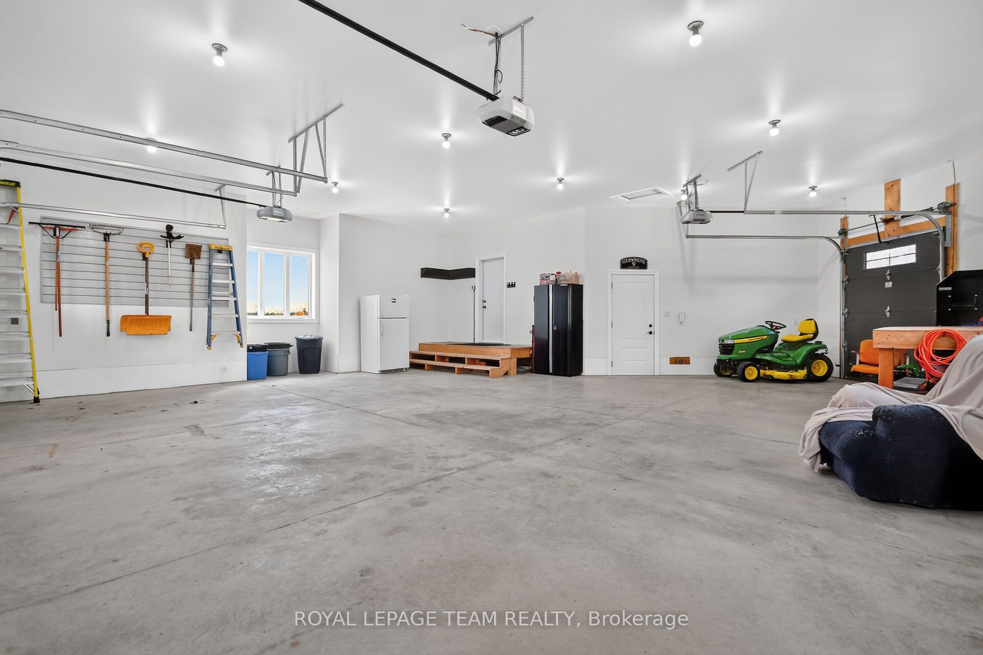 181 Harold Jones Way Property Photo 34