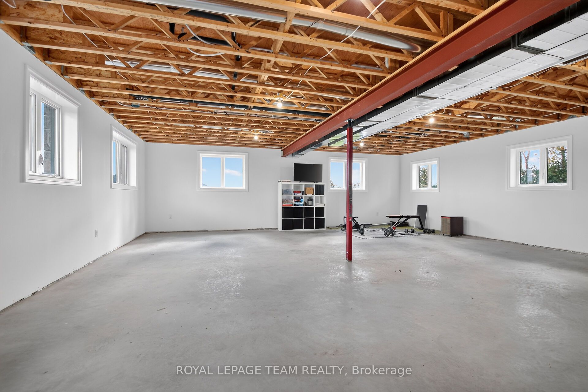181 Harold Jones Way Property Photo 35
