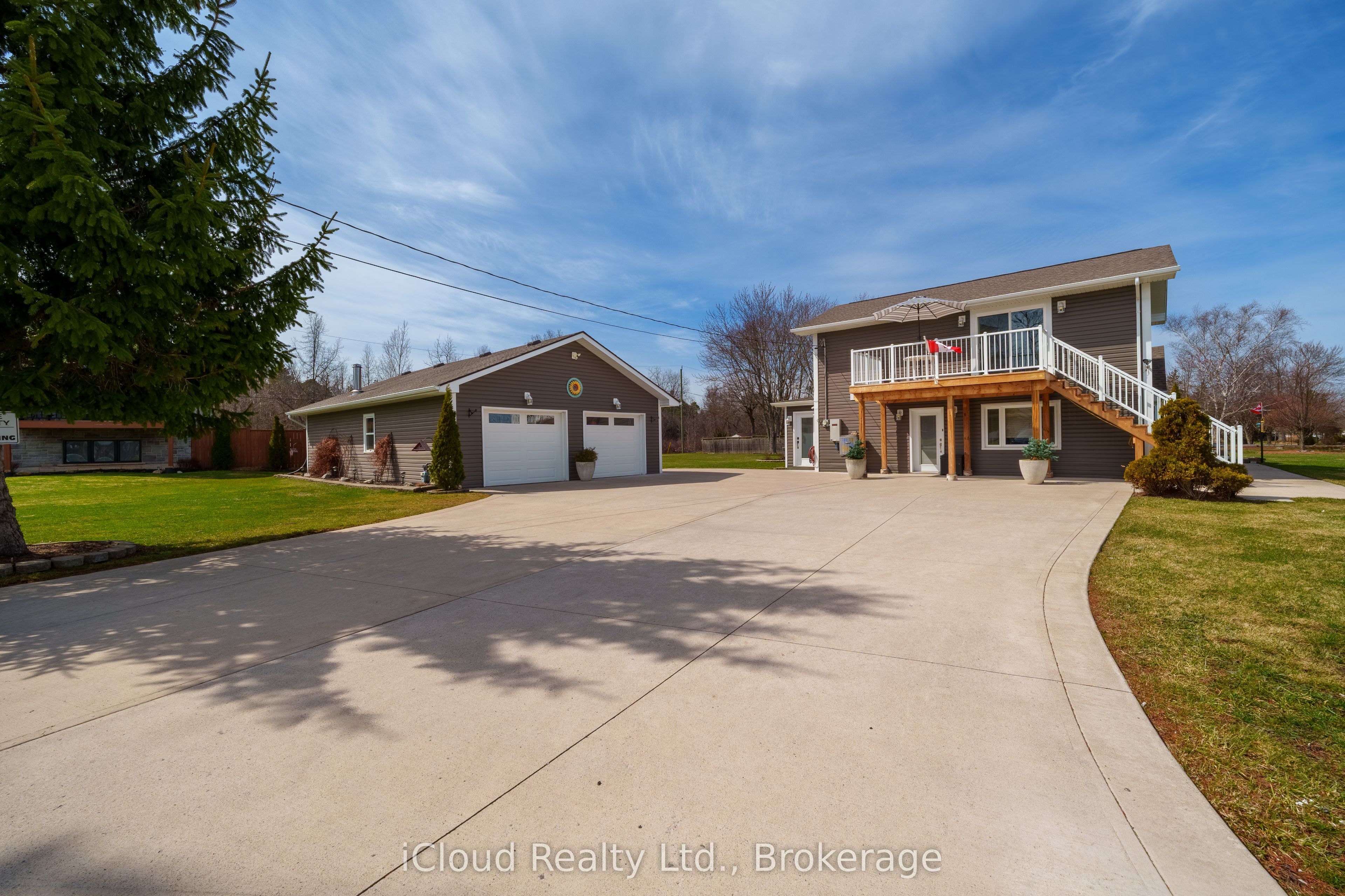 4099 Niagara Parkway Property Photo 3