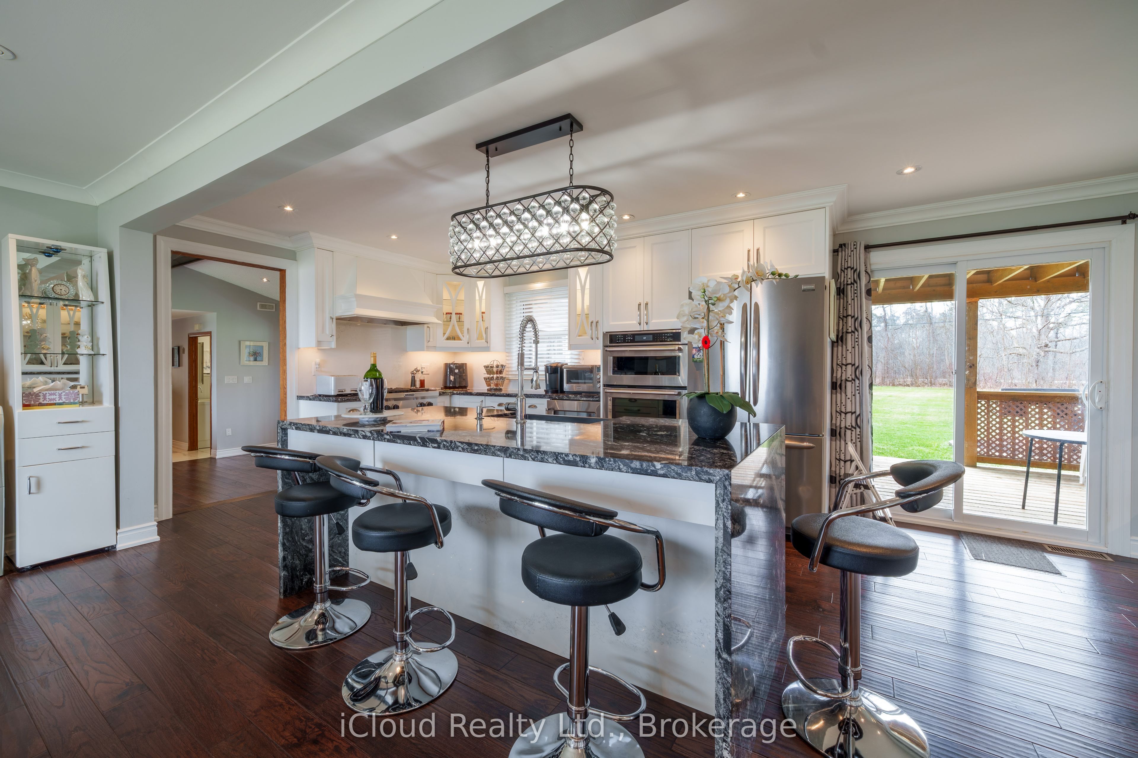 4099 Niagara Parkway Property Photo 5