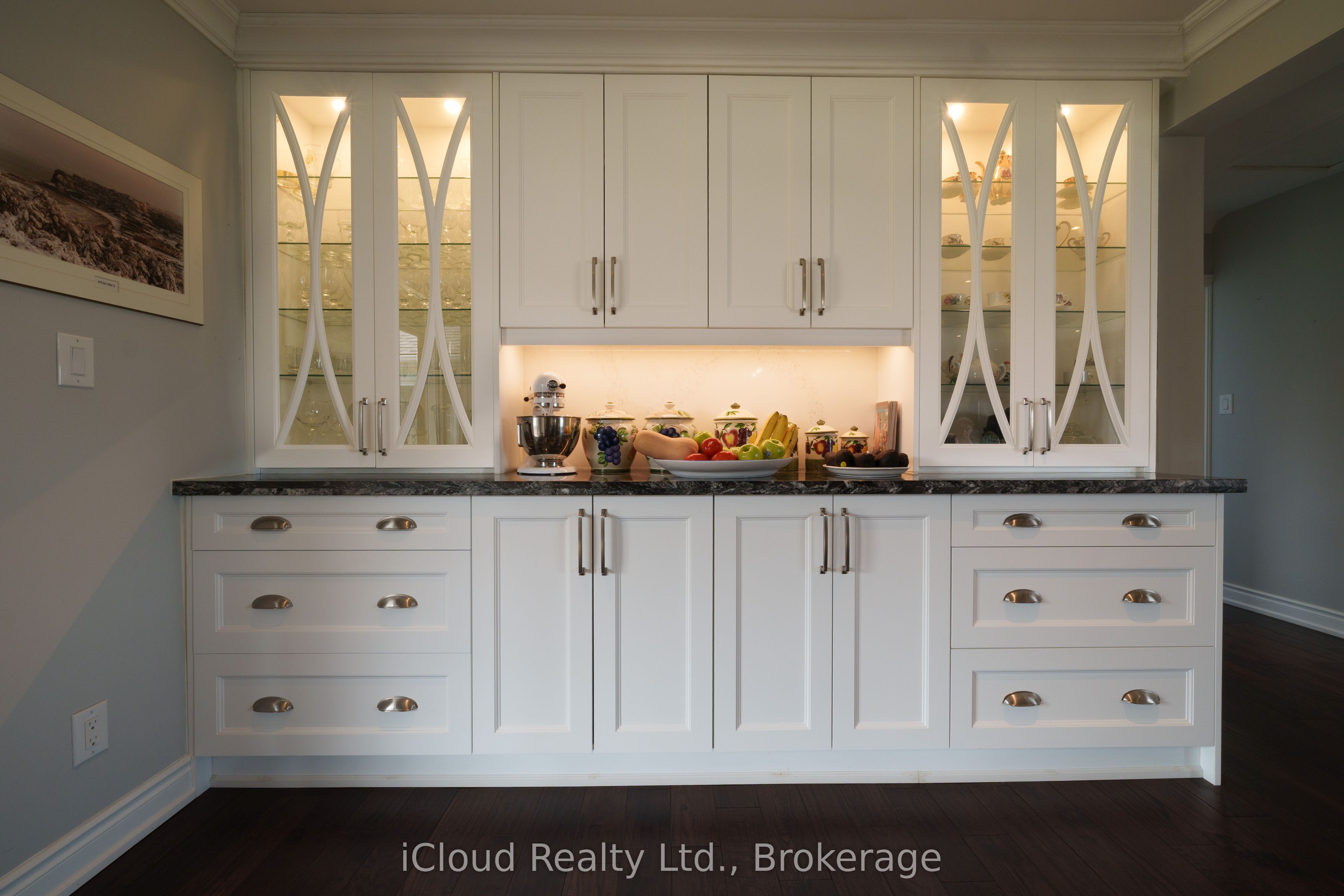 4099 Niagara Parkway Property Photo 11