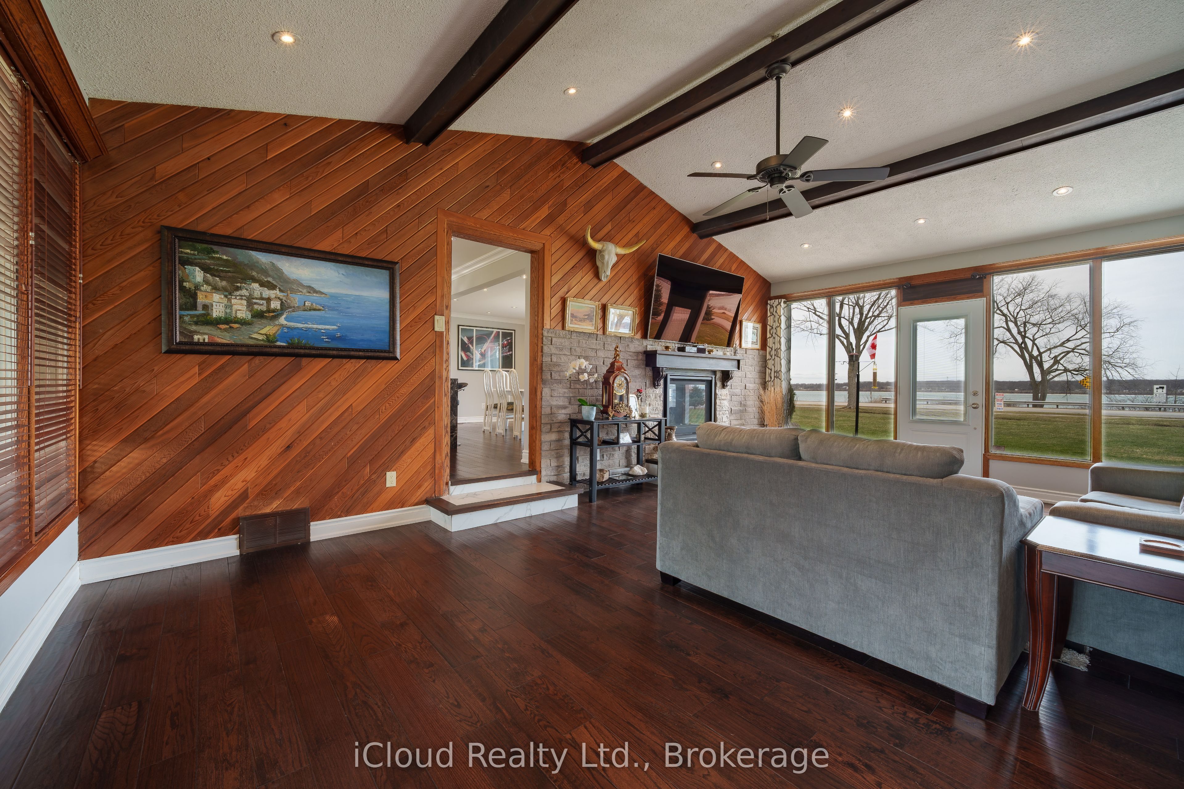 4099 Niagara Parkway Property Photo 14