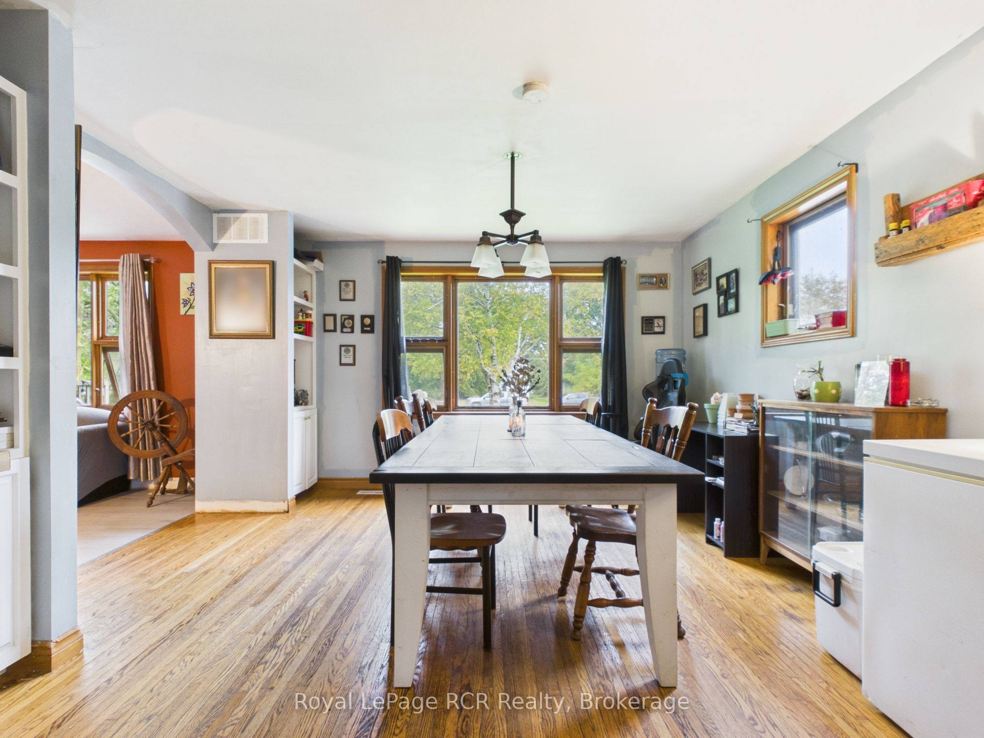 130 King Street Property Photo 6