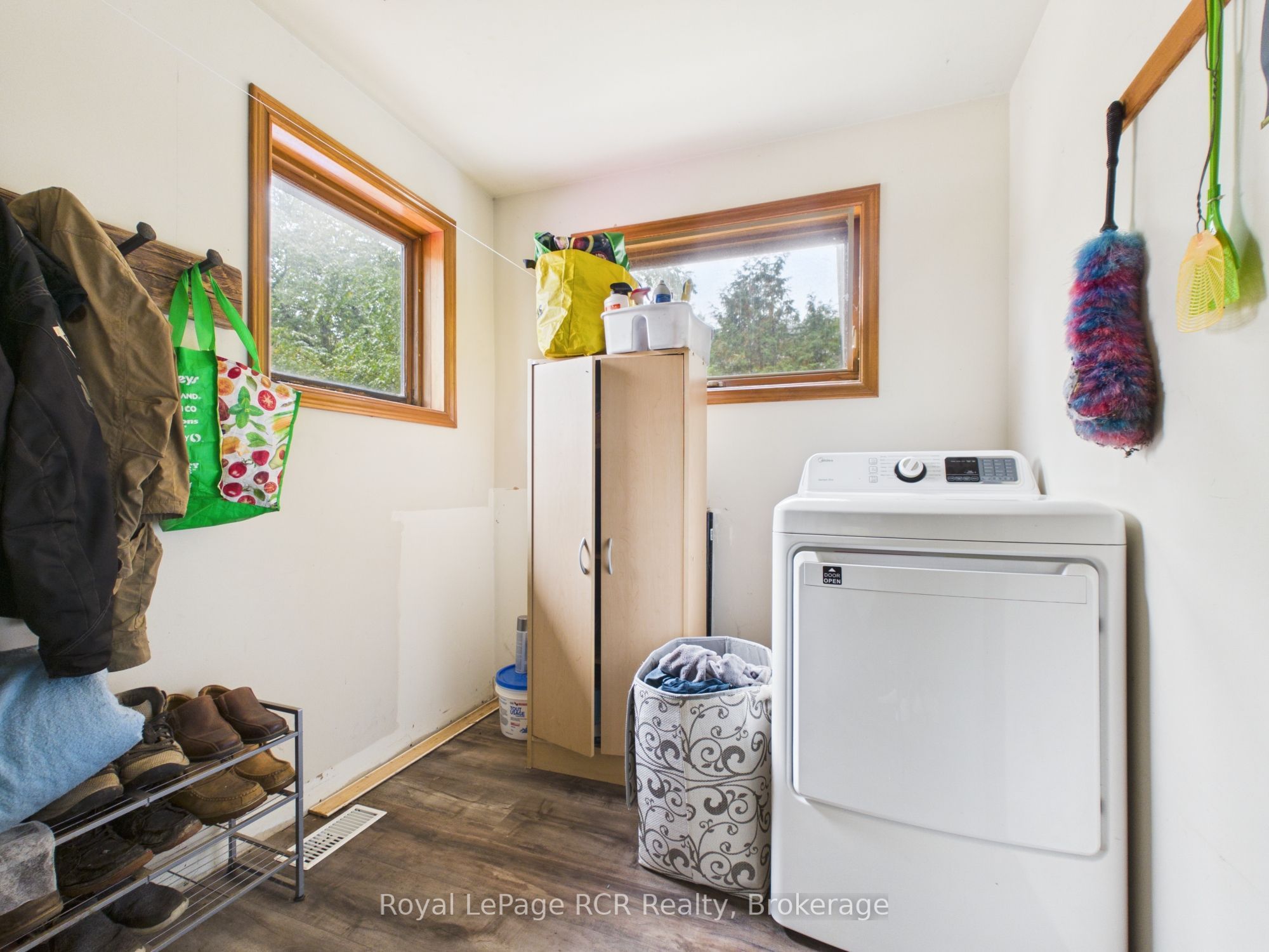 130 King Street Property Photo 7