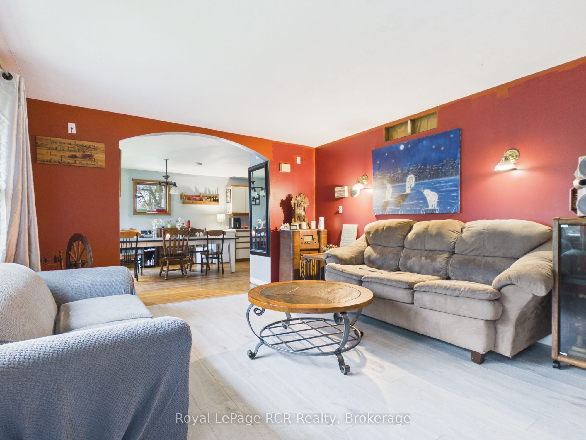 130 King Street Property Photo 9