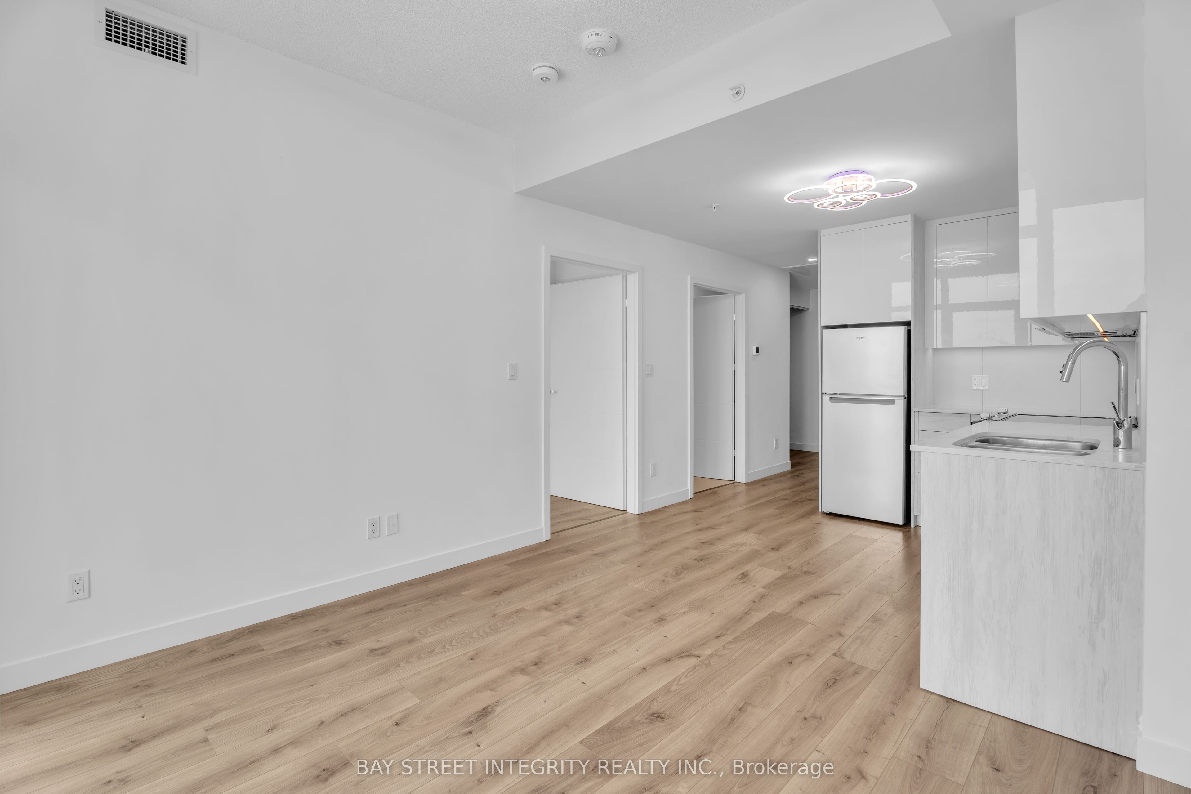 60 Frederic Street 1103 Property Photo 12