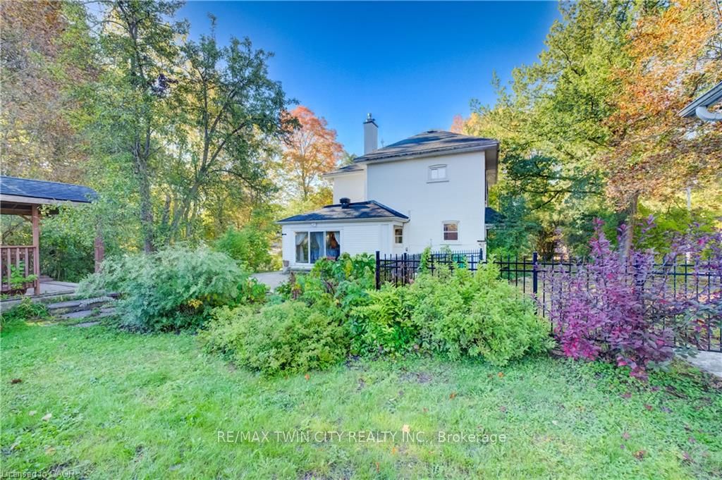119 John Street Property Photo 5