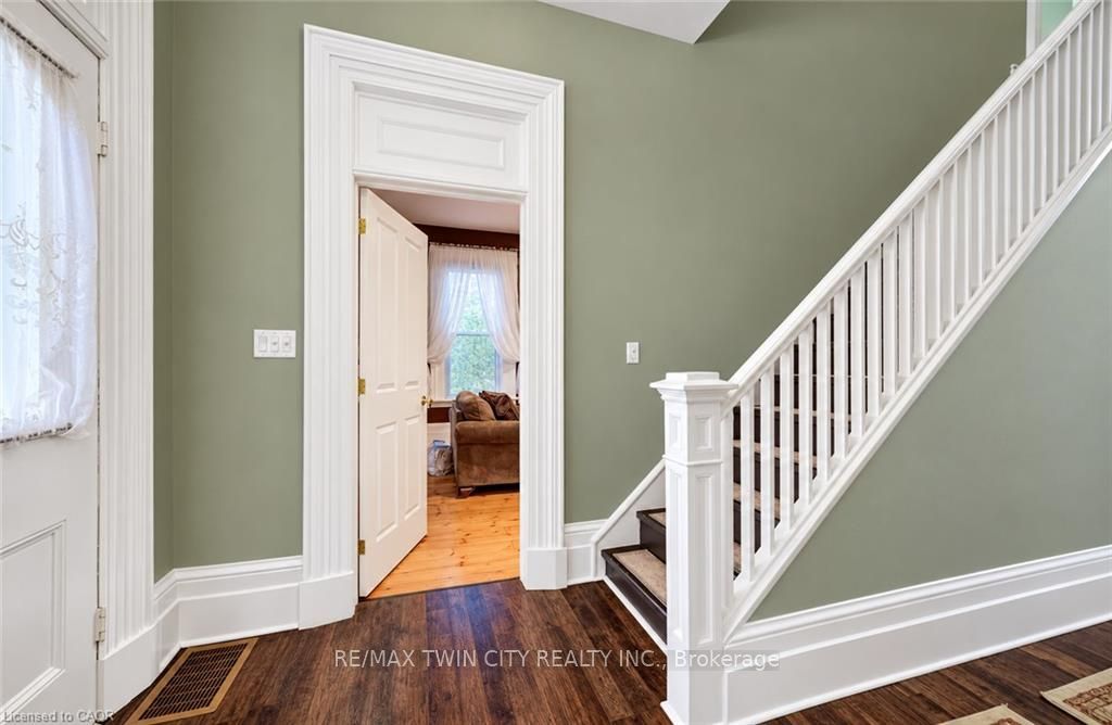 119 John Street Property Photo 9