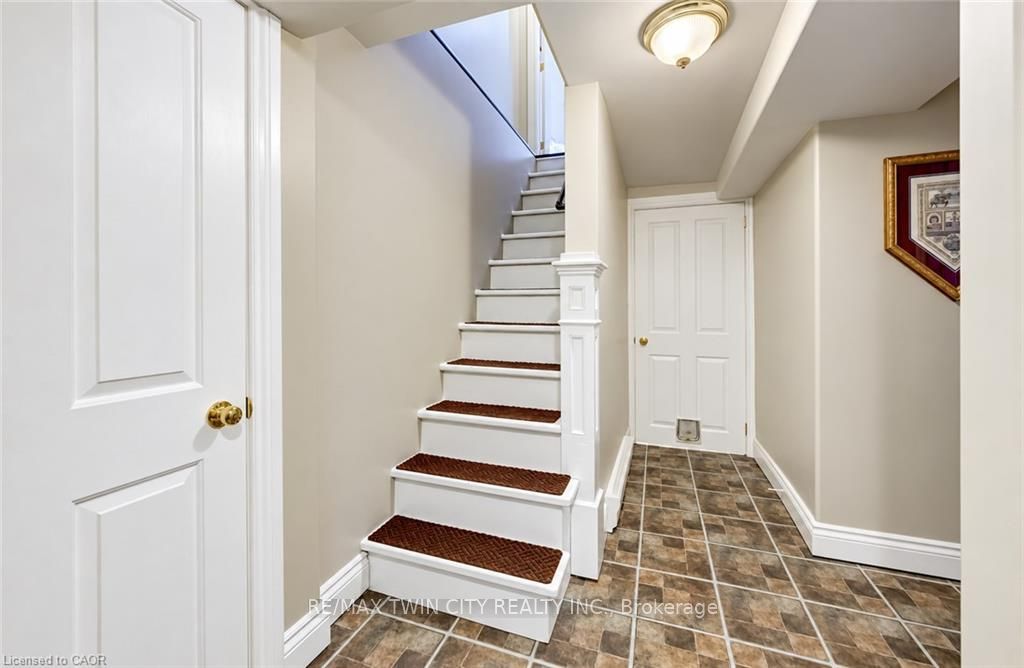 119 John Street Property Photo 38