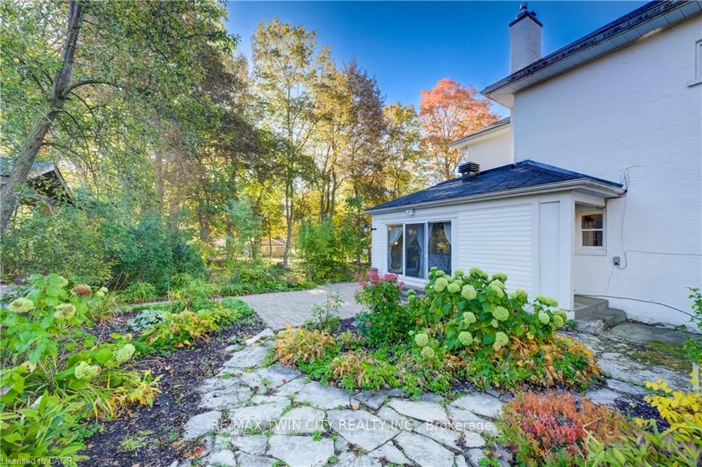 119 John Street Property Photo 43