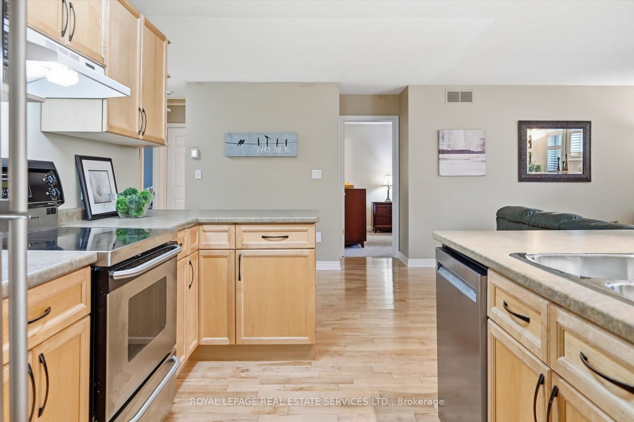 44 Thorold Avenue Property Photo 12