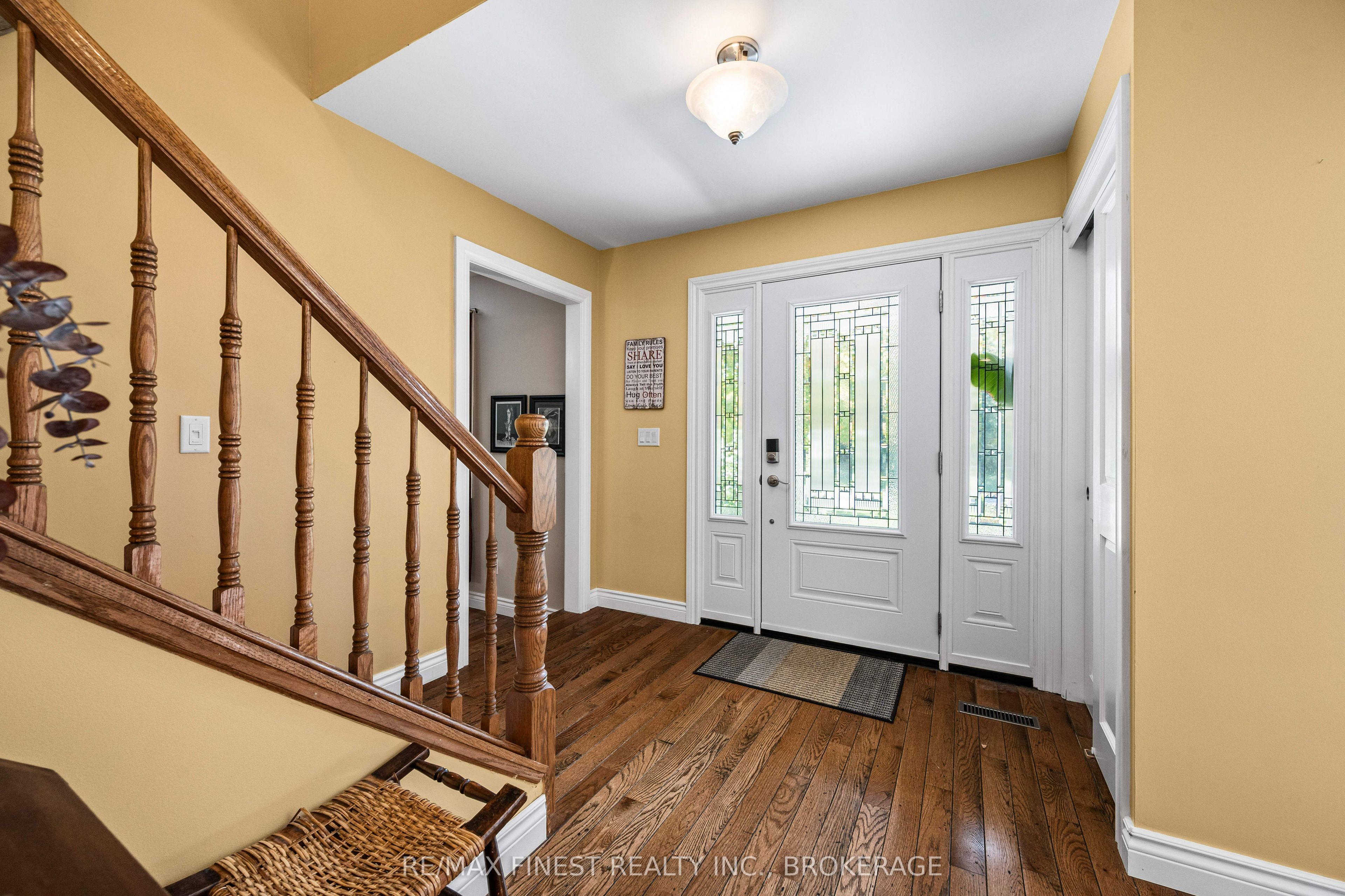 2032 Valleyview Drive Property Photo 5