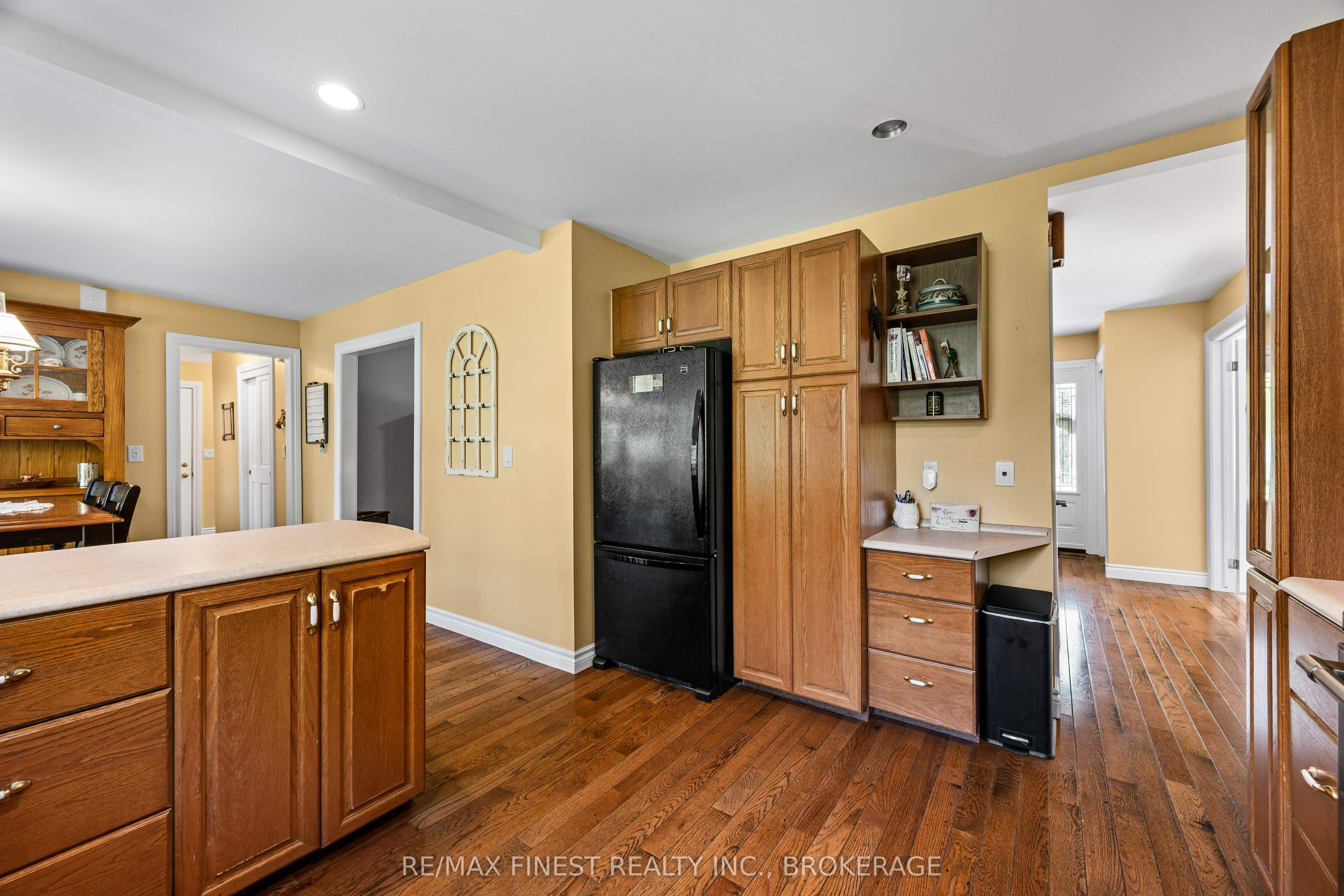 2032 Valleyview Drive Property Photo 13