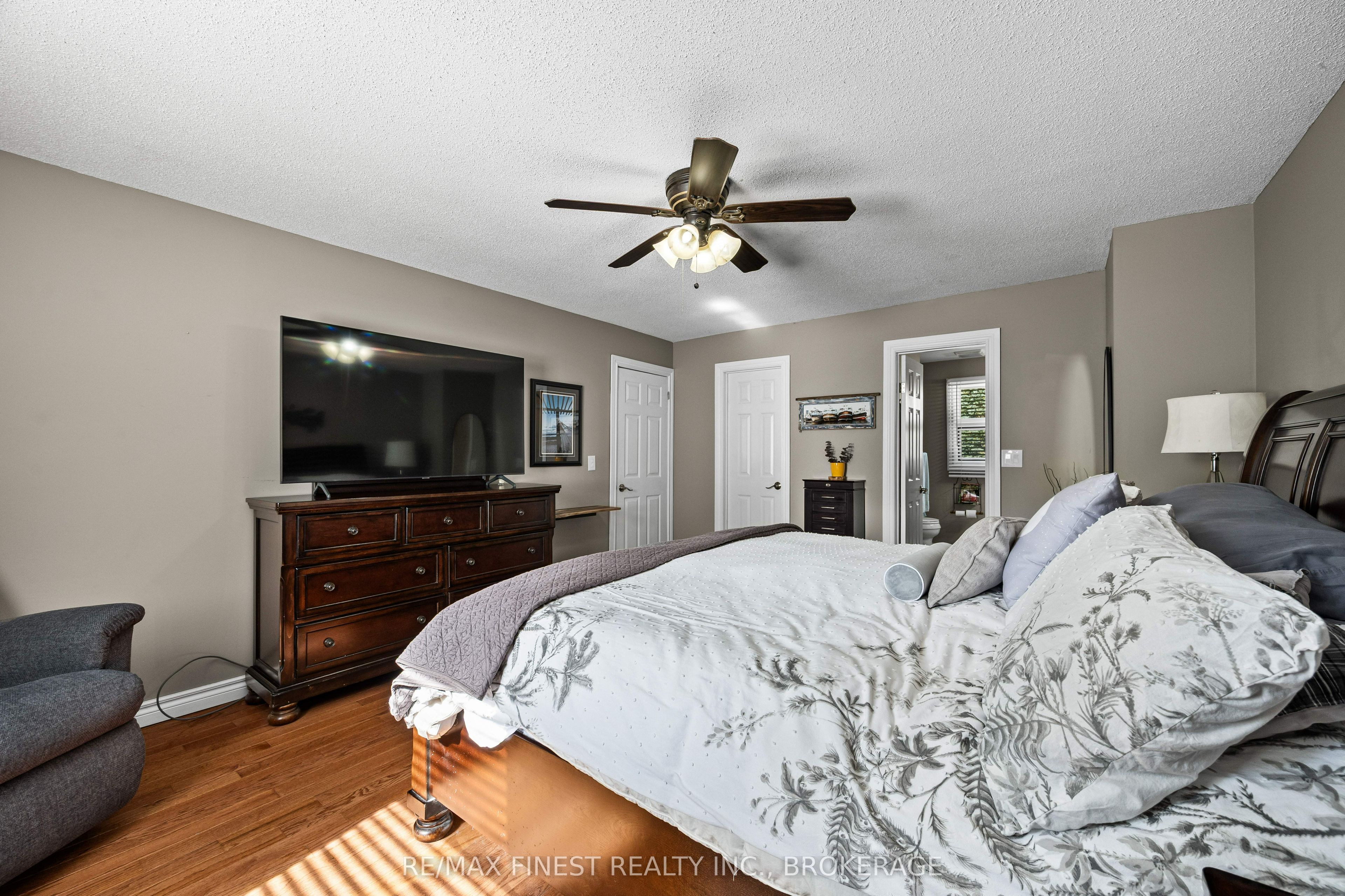 2032 Valleyview Drive Property Photo 24