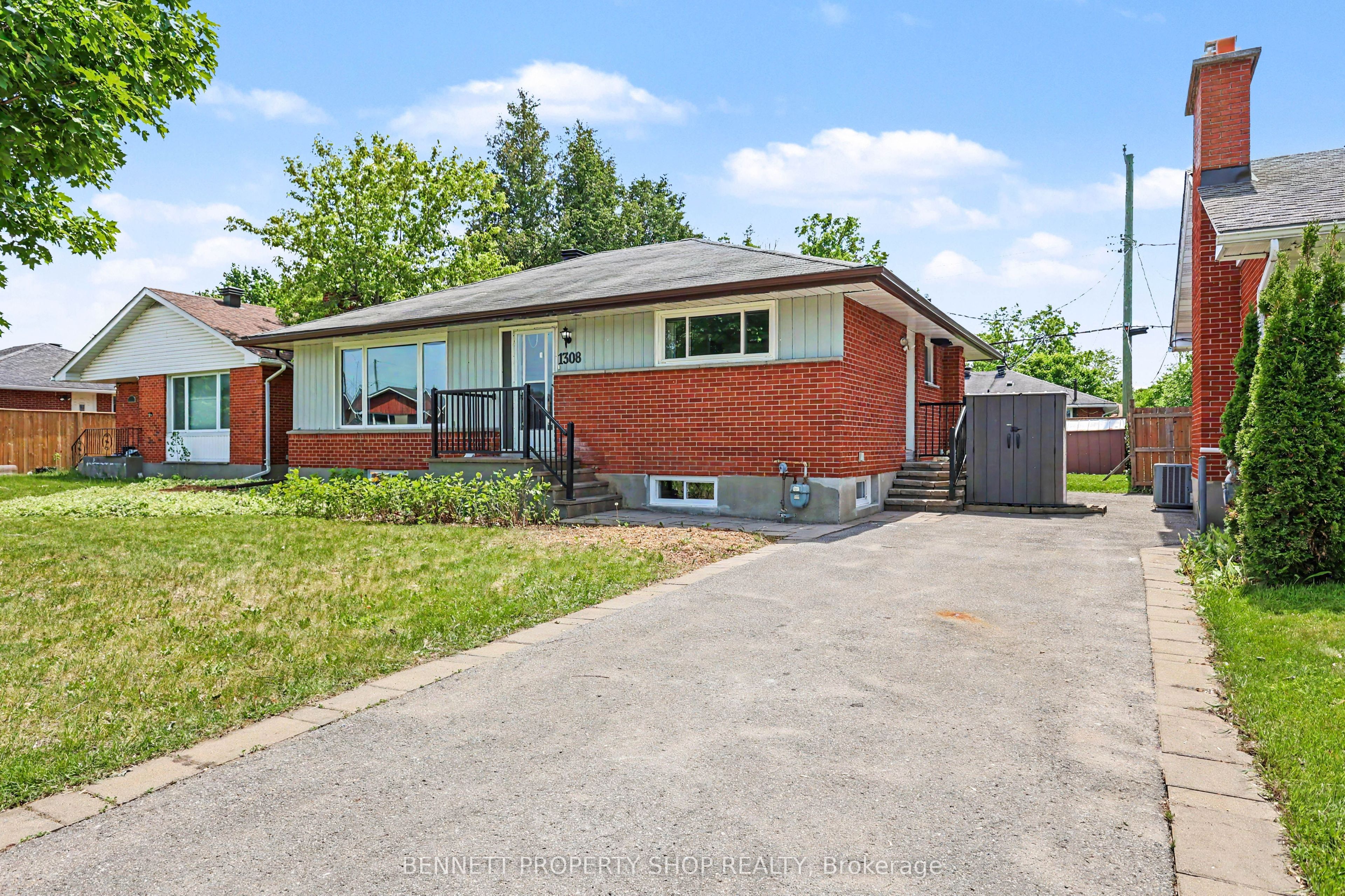 1308 Rustic Drive Property Photo 2