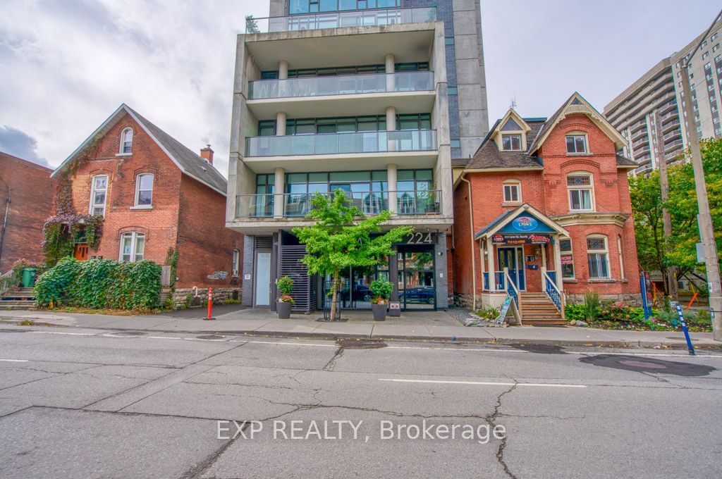 224 Lyon Street N 401 Property Photo 2