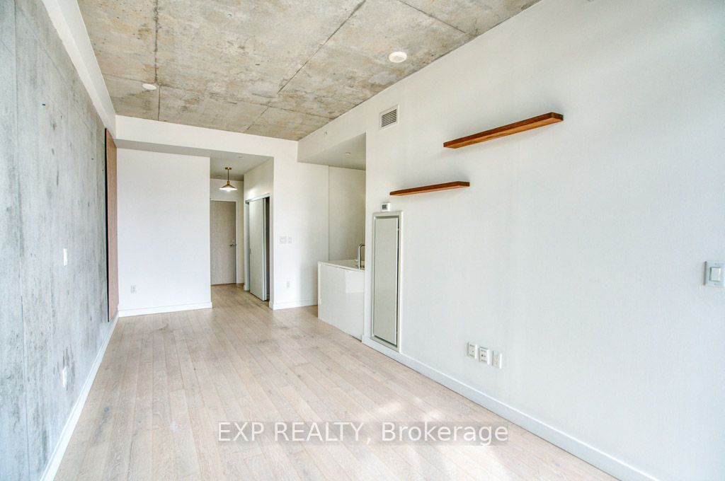 224 Lyon Street N 401 Property Photo 7