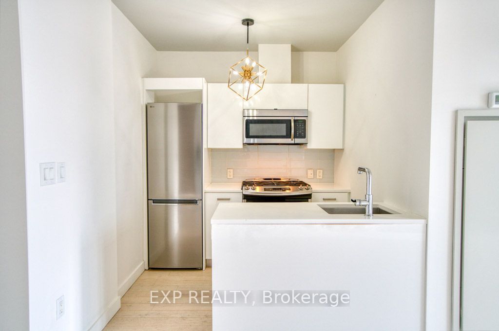 224 Lyon Street N 401 Property Photo 12
