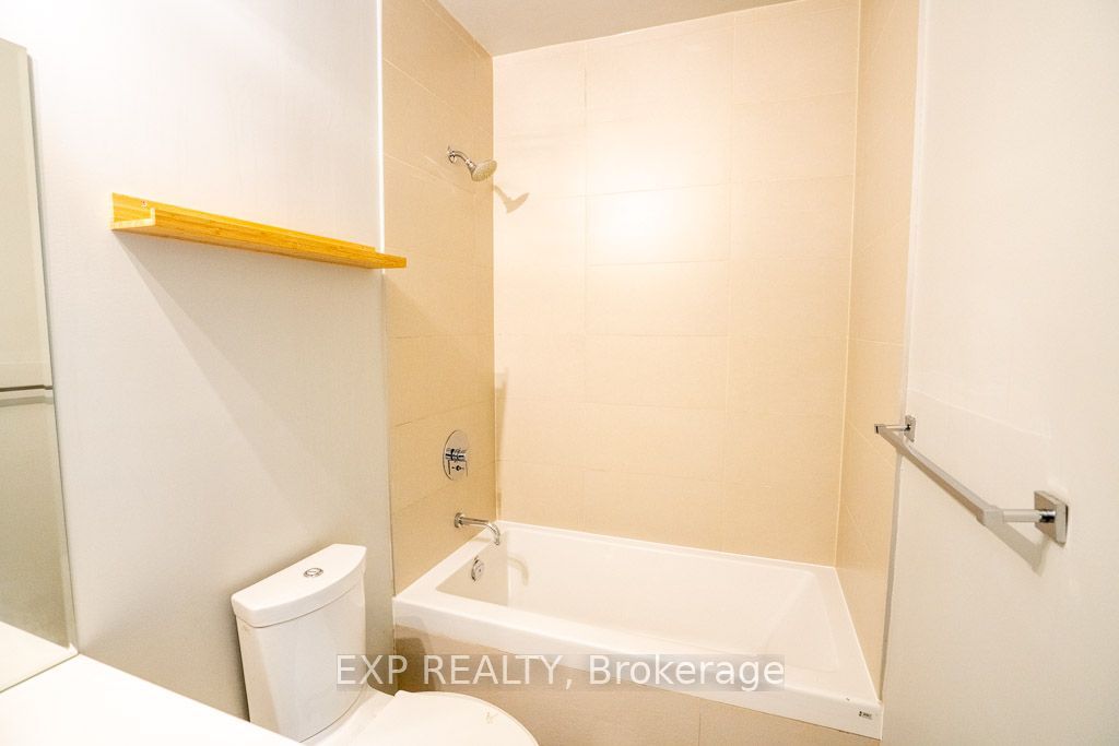 224 Lyon Street N 401 Property Photo 18