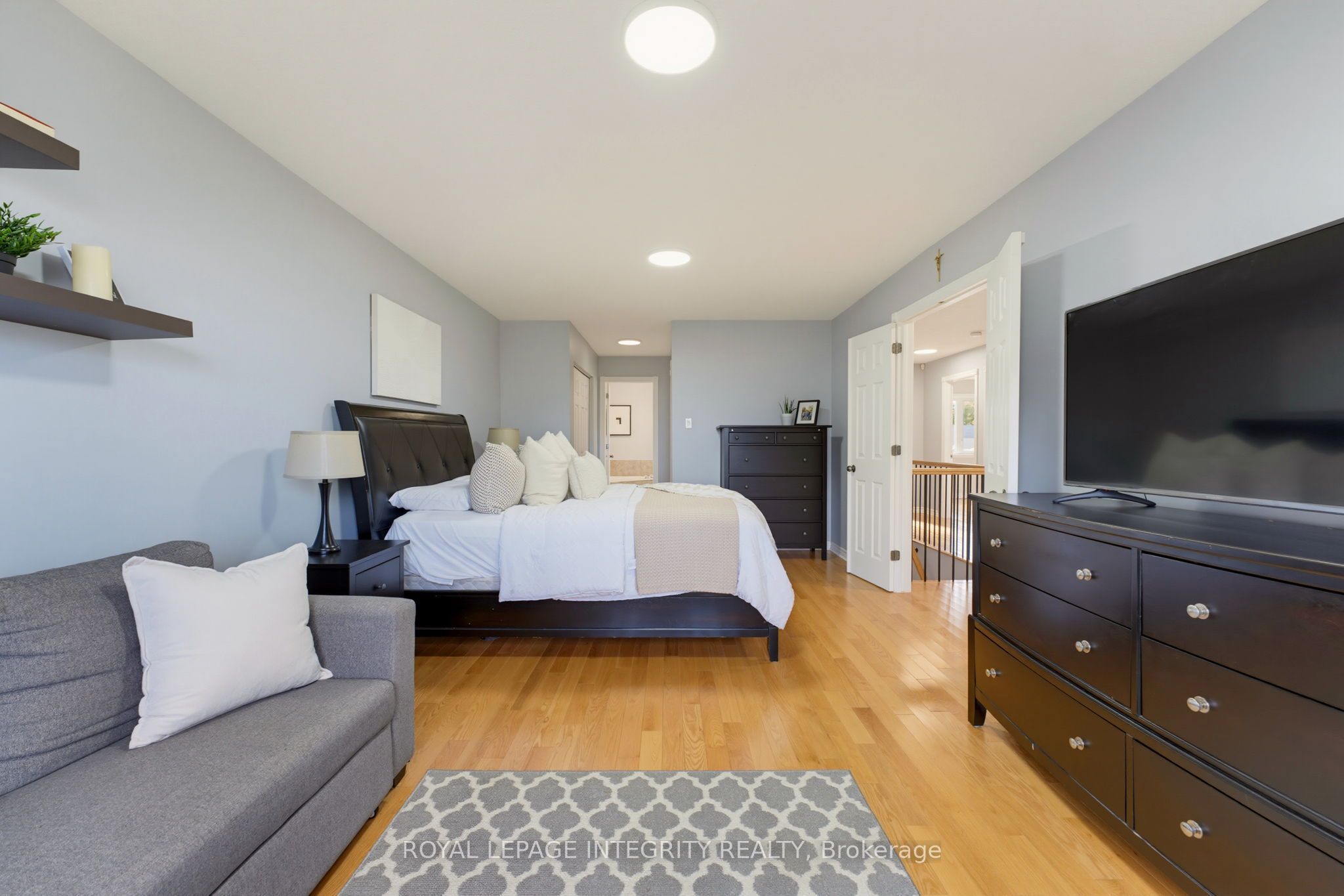 20 Merlin Street Property Photo 21