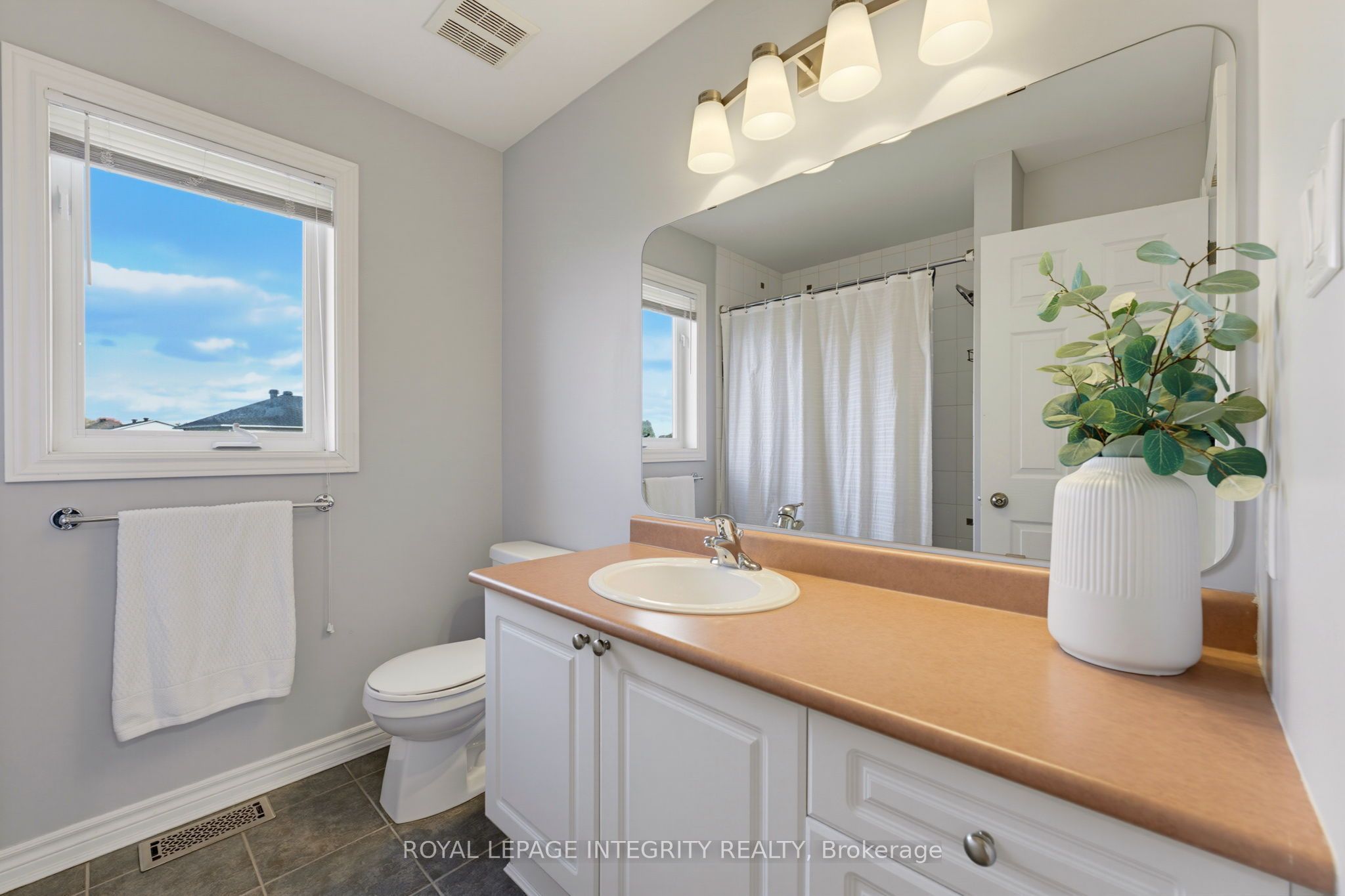 20 Merlin Street Property Photo 26