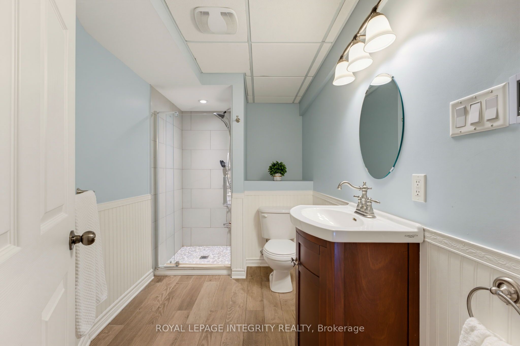 20 Merlin Street Property Photo 32