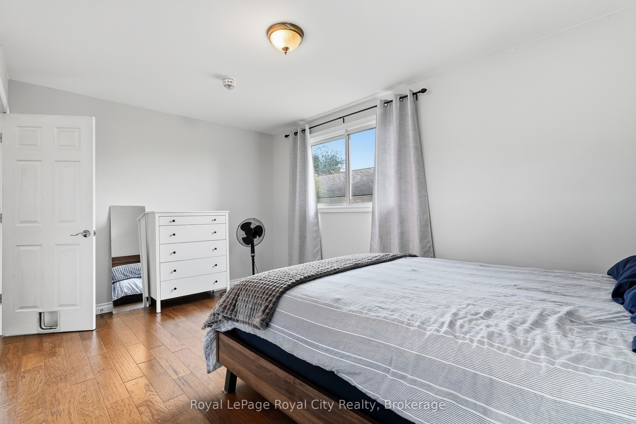 37 Mcilwraith Crescent Upper Property Photo 17