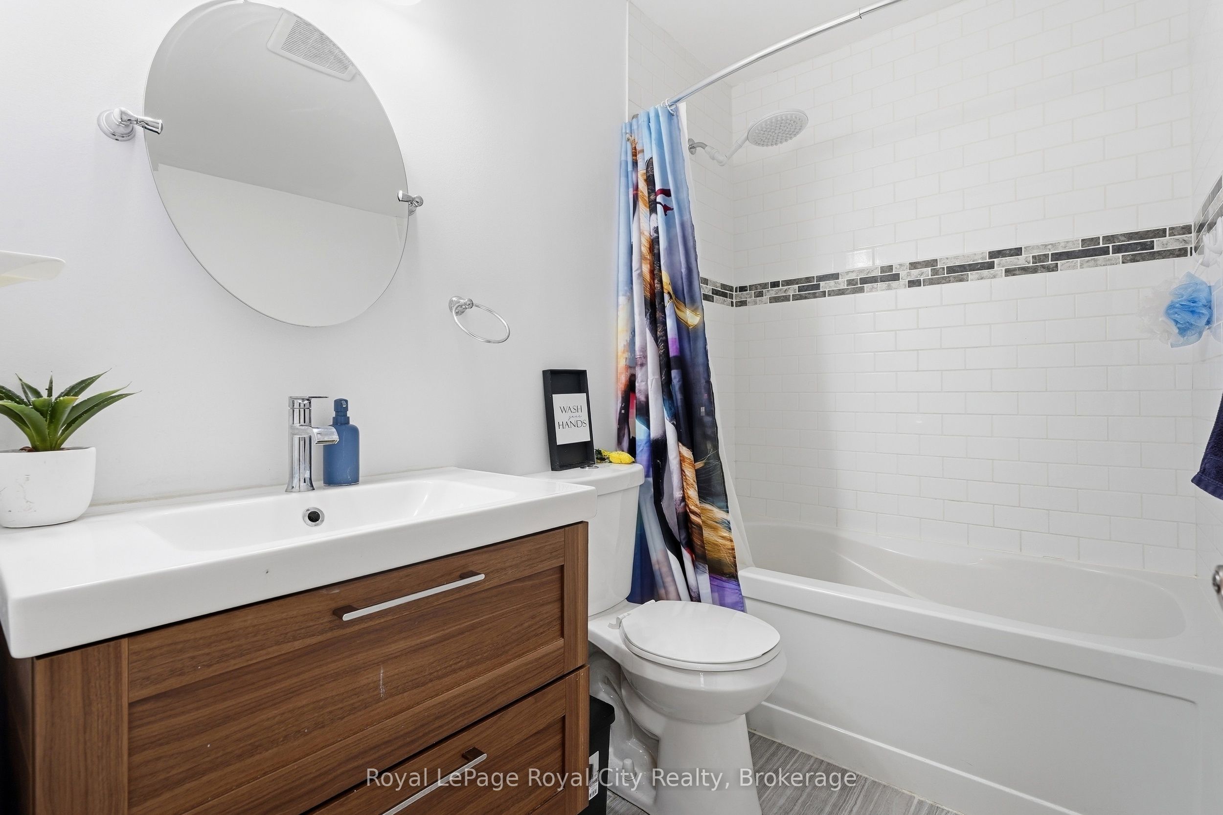 37 Mcilwraith Crescent Upper Property Photo 20