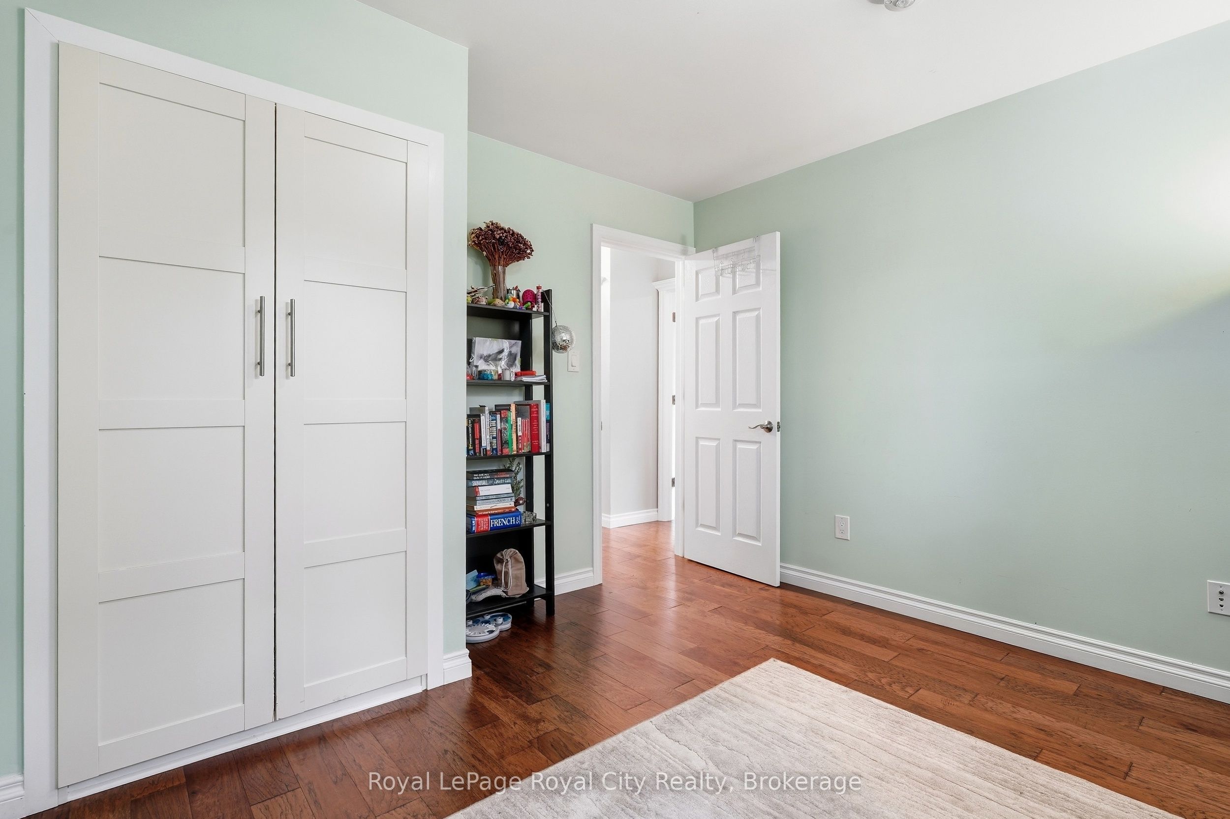 37 Mcilwraith Crescent Upper Property Photo 22