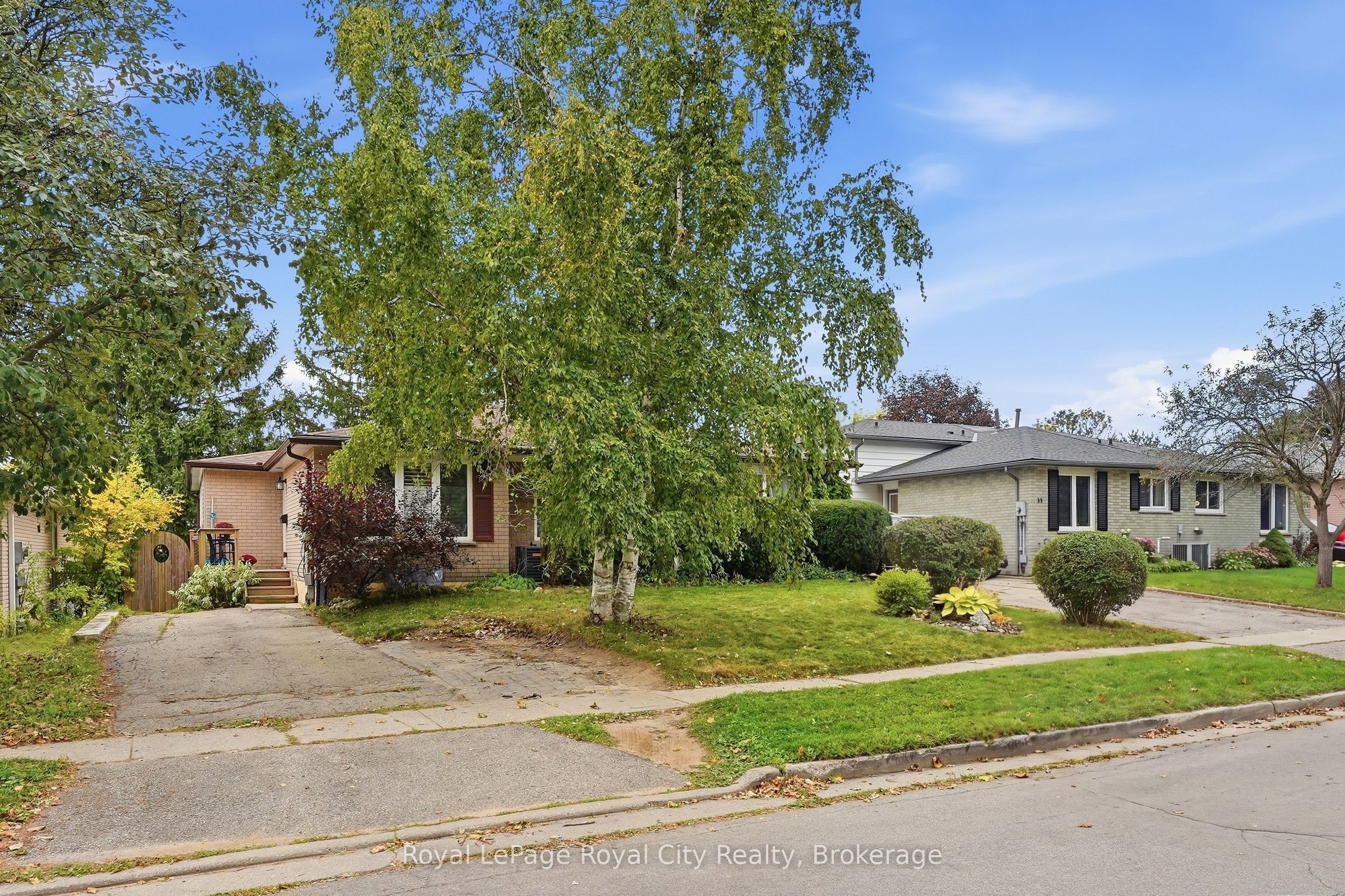37 Mcilwraith Crescent Upper Property Photo 26