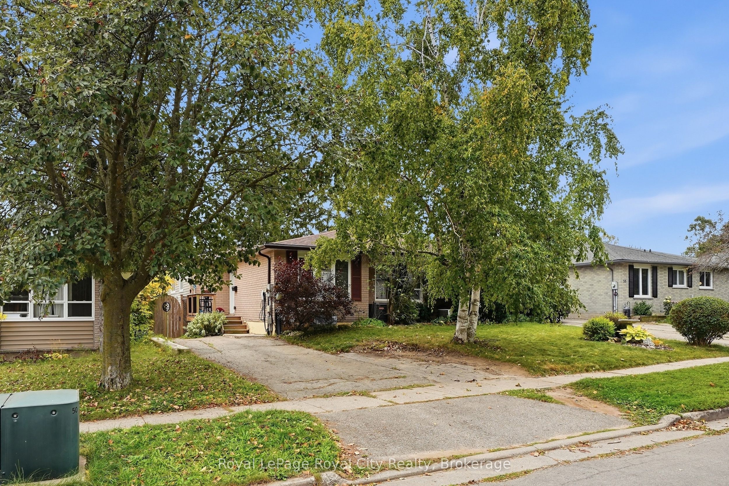 37 Mcilwraith Crescent Upper Property Photo 31