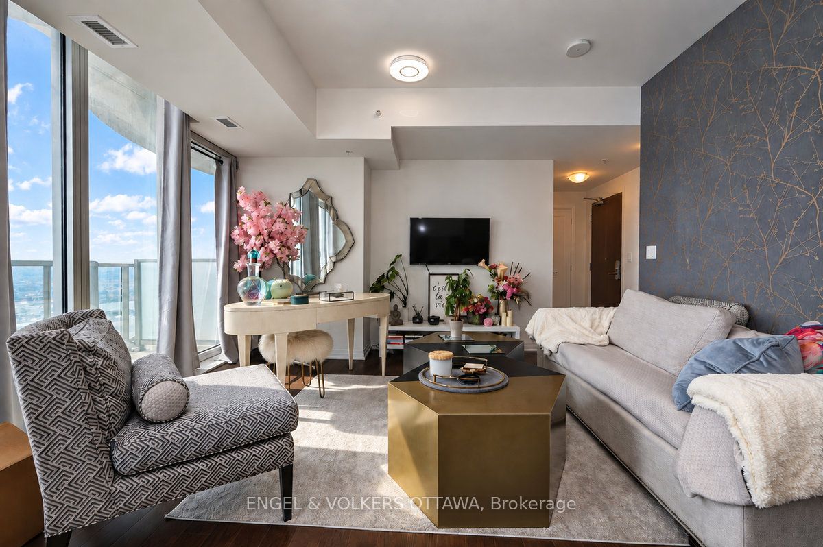 805 Carling Avenue 1507 Property Photo 8