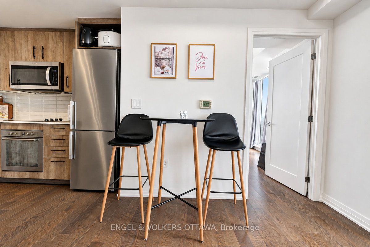 805 Carling Avenue 1507 Property Photo 10