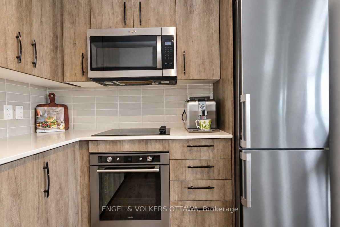 805 Carling Avenue 1507 Property Photo 13