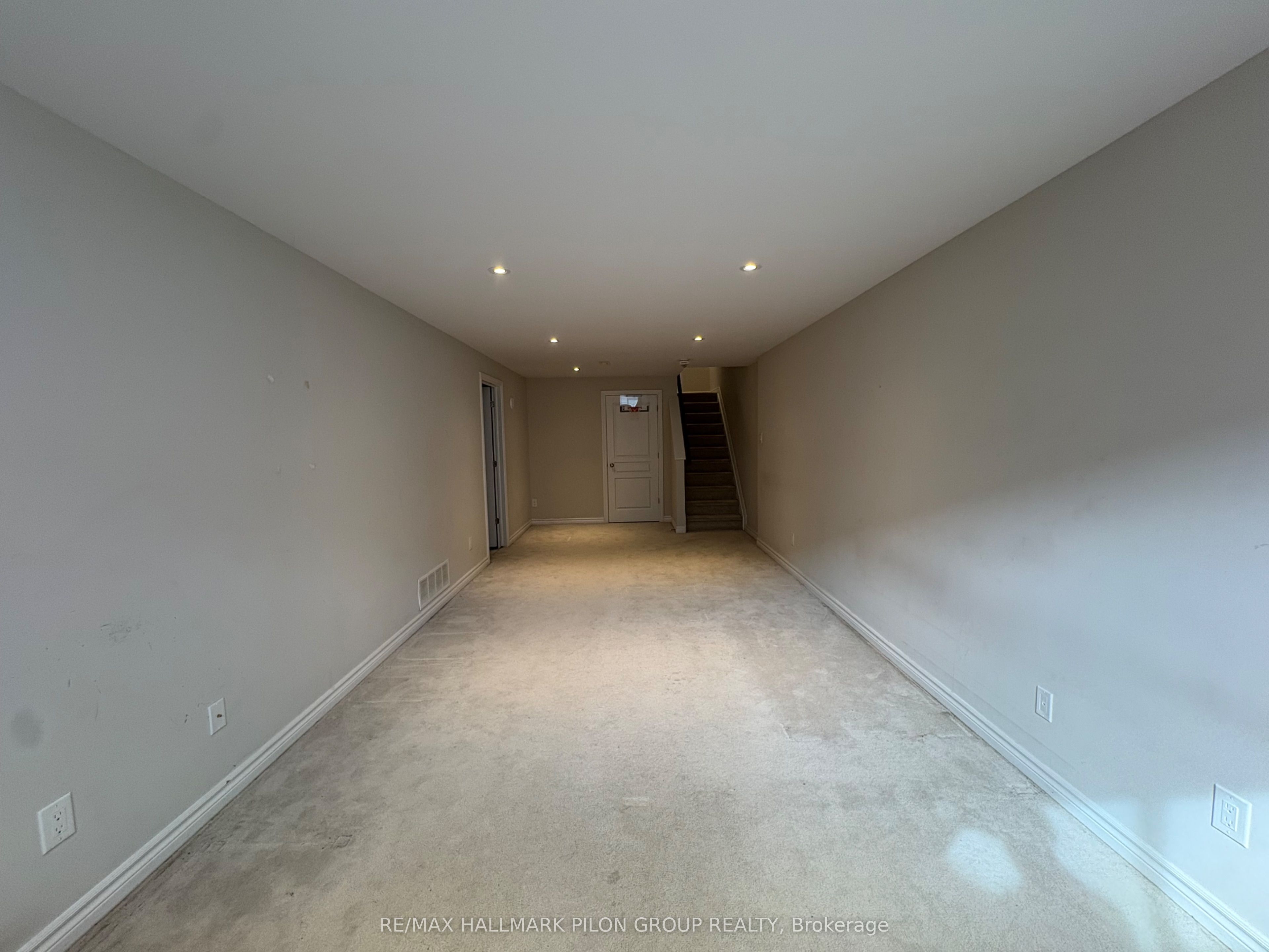 324 Rainrock Crescent Property Photo 17