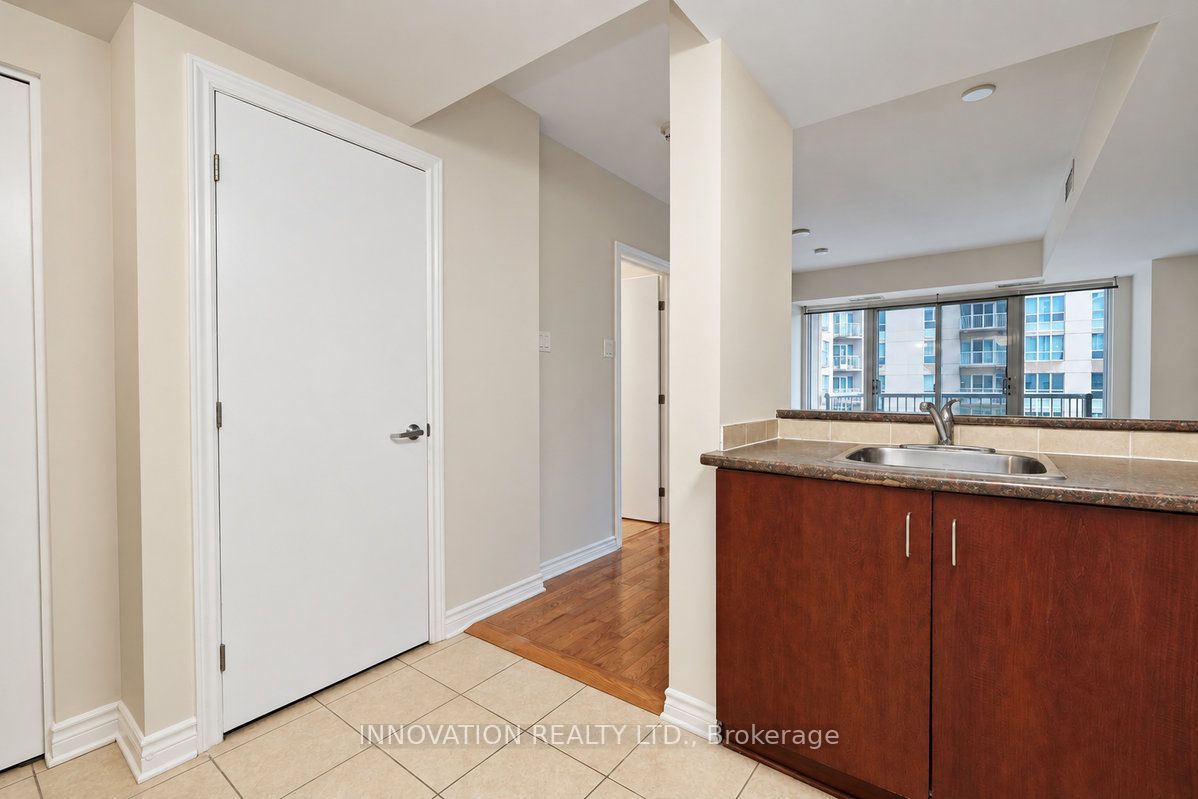 200 Rideau Street 510 Property Photo 14