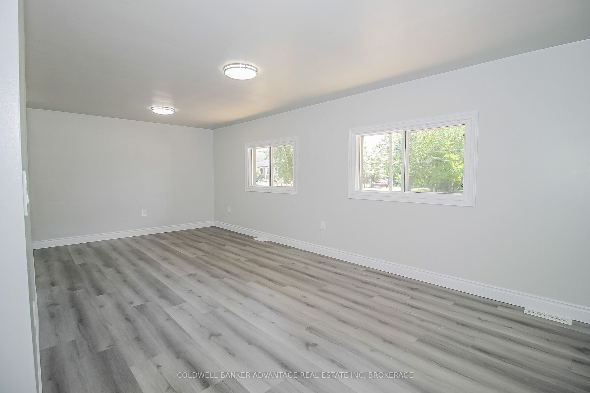 378 Thorold Road Property Photo 5