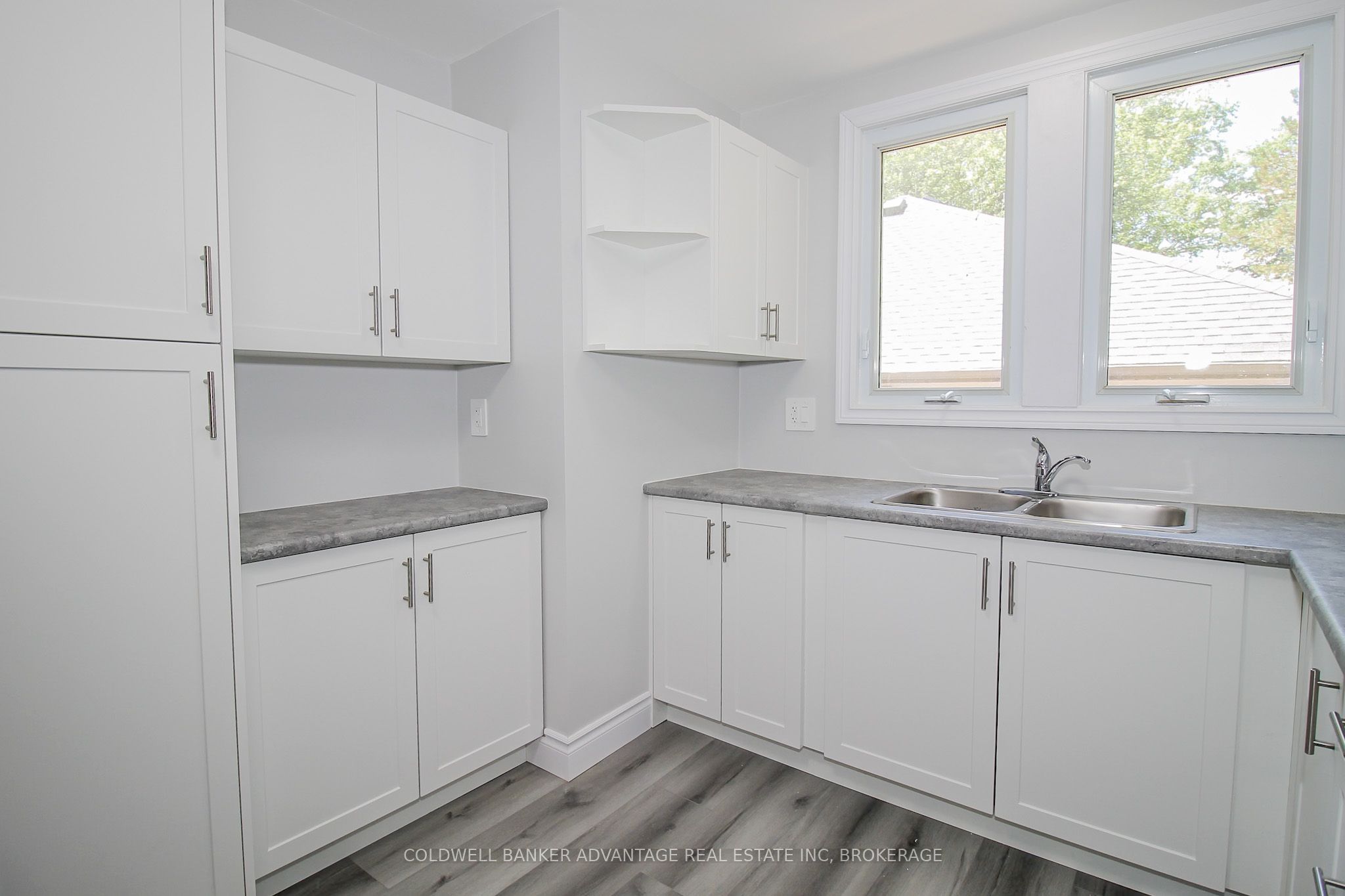 378 Thorold Road Property Photo 13