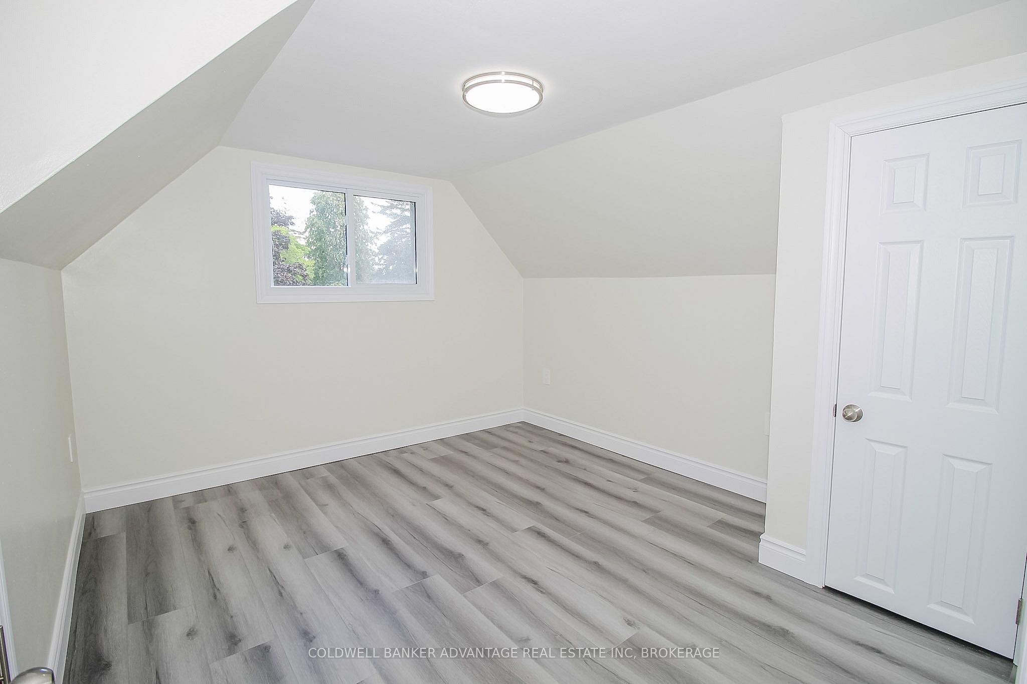 378 Thorold Road Property Photo 23