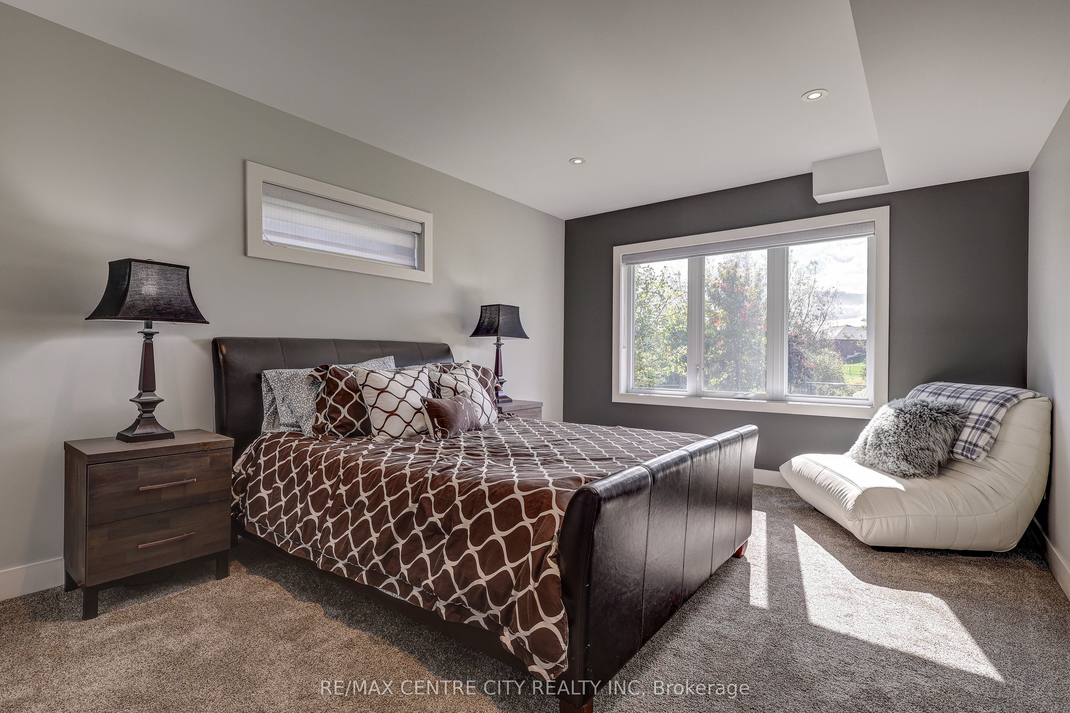 151 Robin Ridge Drive Property Photo 35