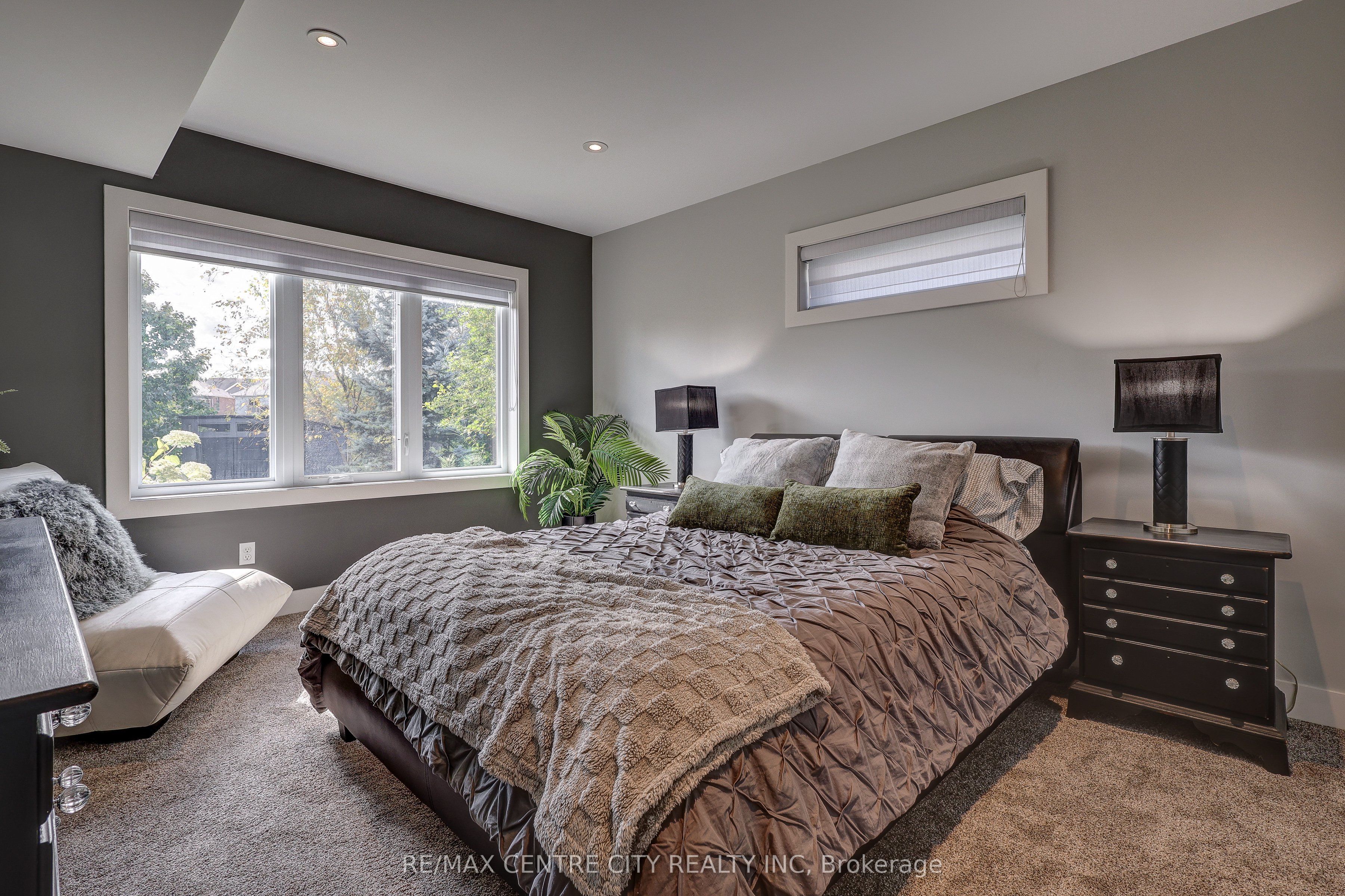 151 Robin Ridge Drive Property Photo 37