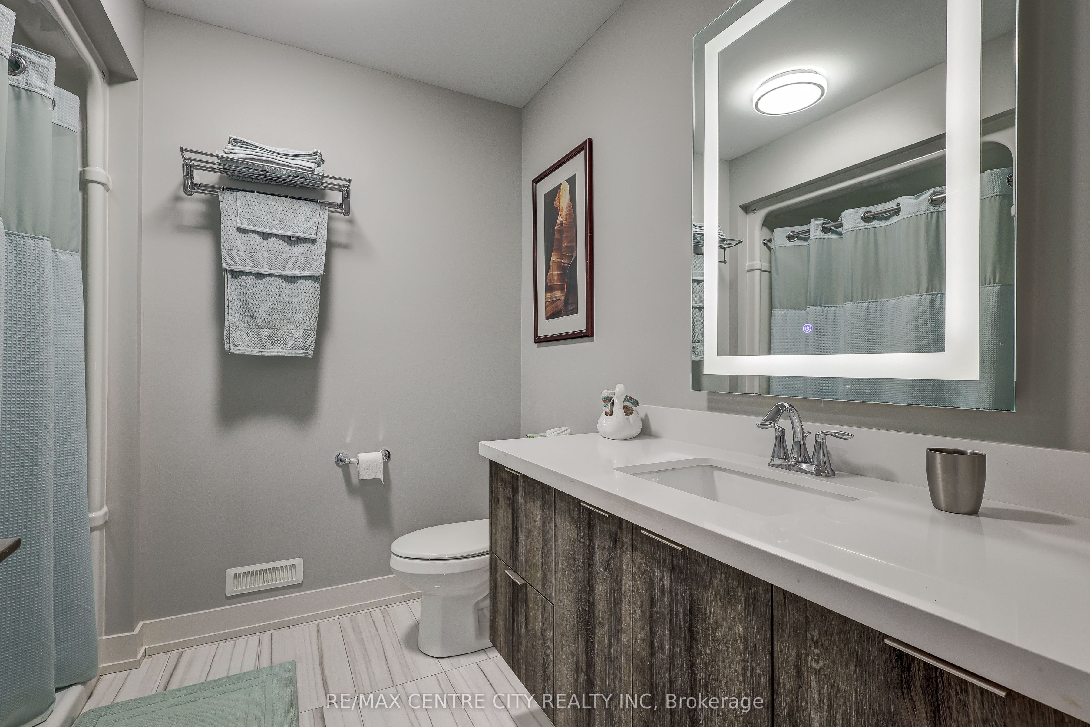 151 Robin Ridge Drive Property Photo 40