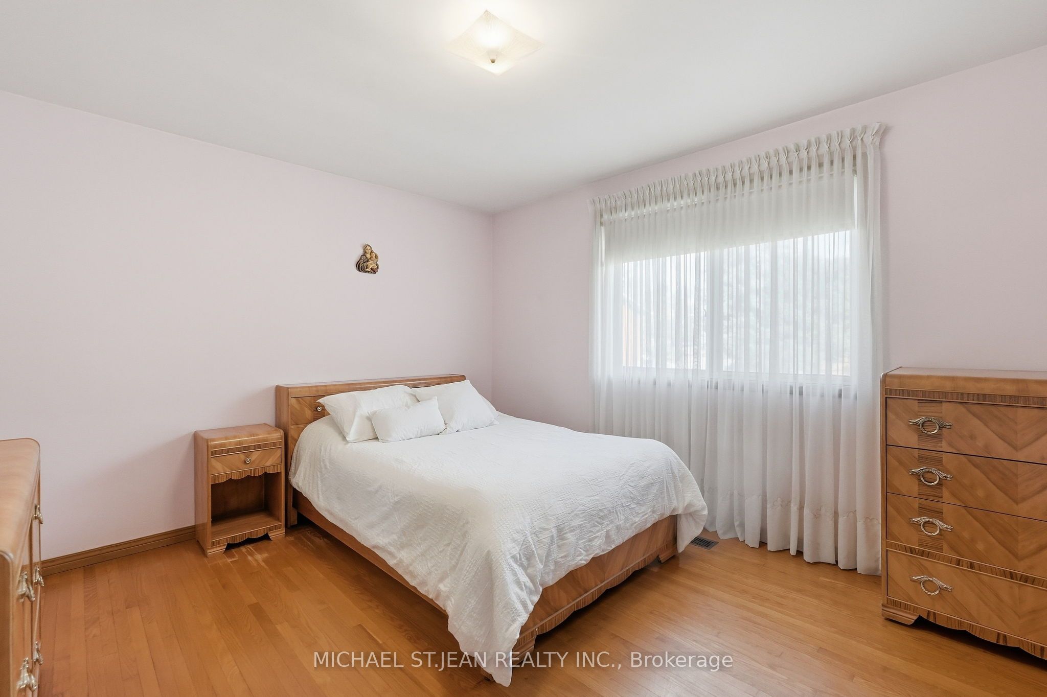 32 San Fernando Drive Property Photo 22